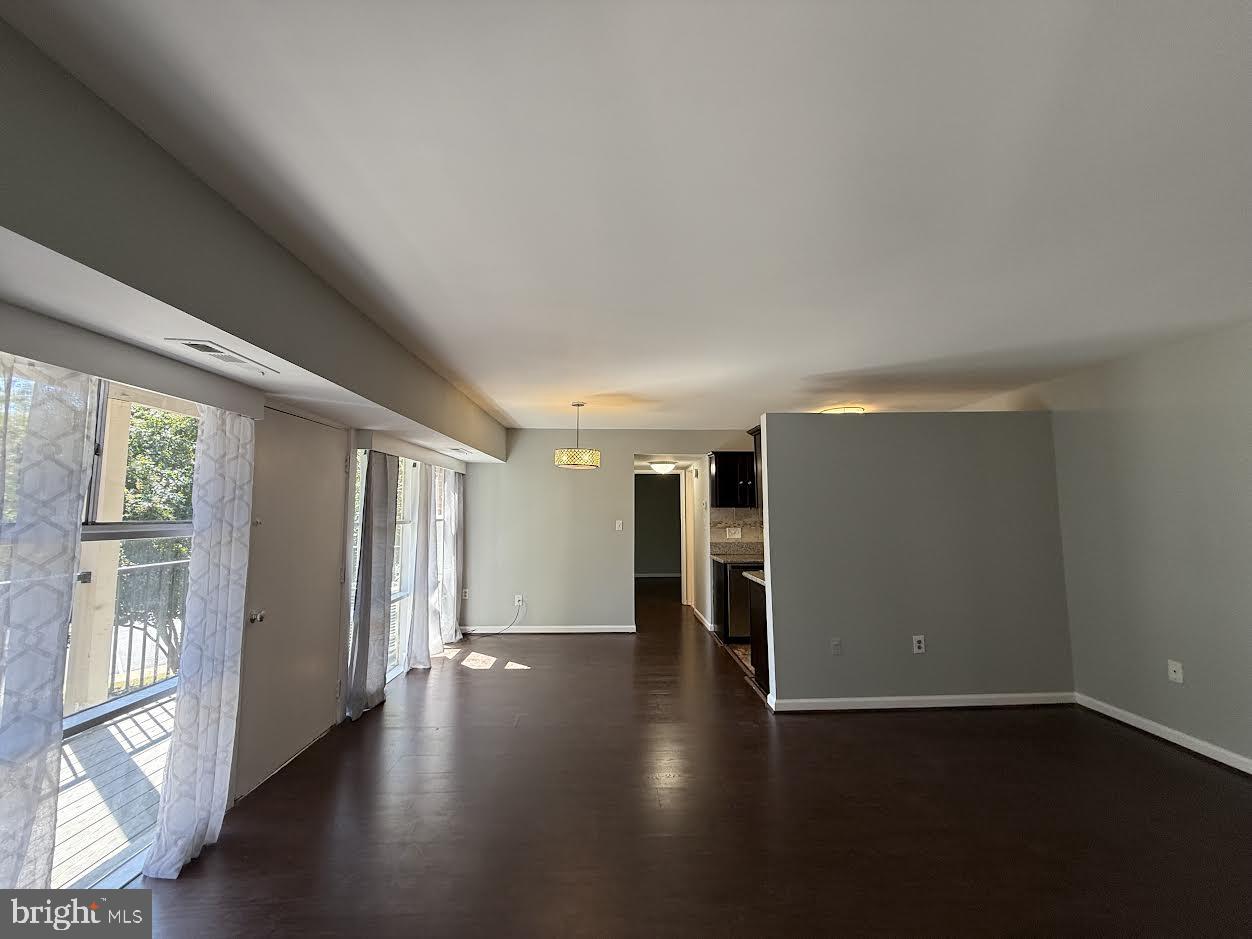 3419 UNIVERSITY BOULEVARD W