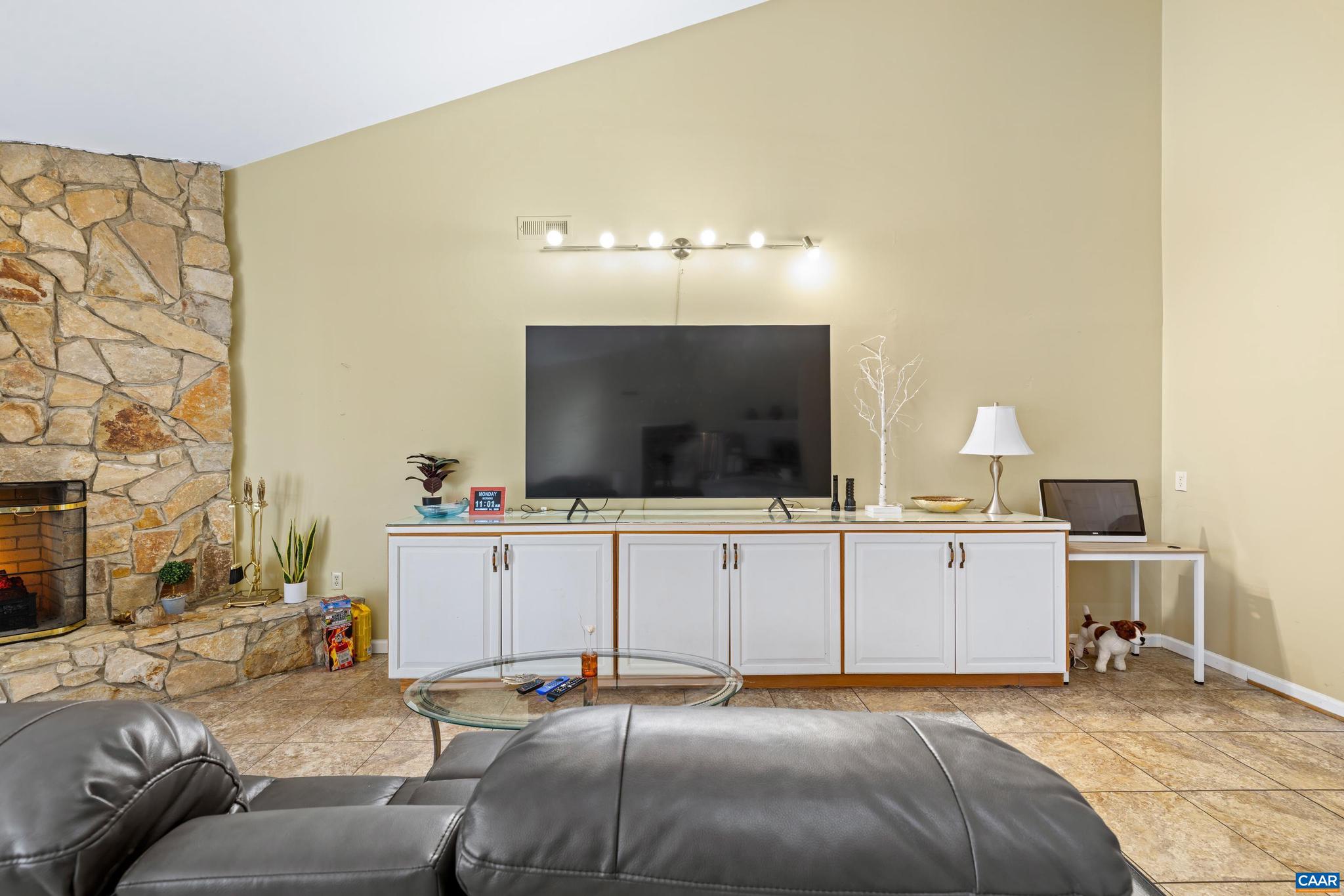 MILL CREEK SOUTH - Residential