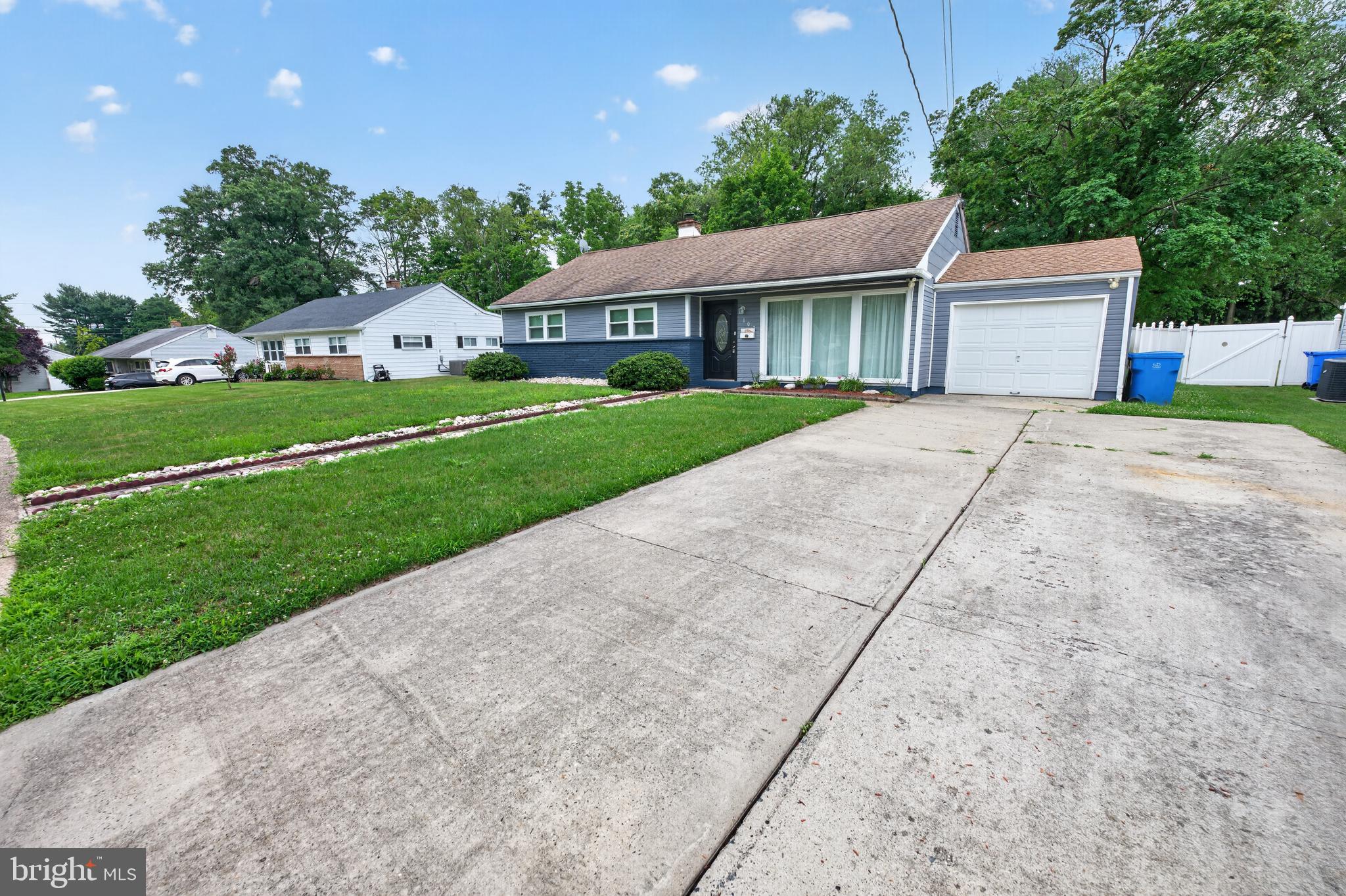 102 RAMBLE ROAD