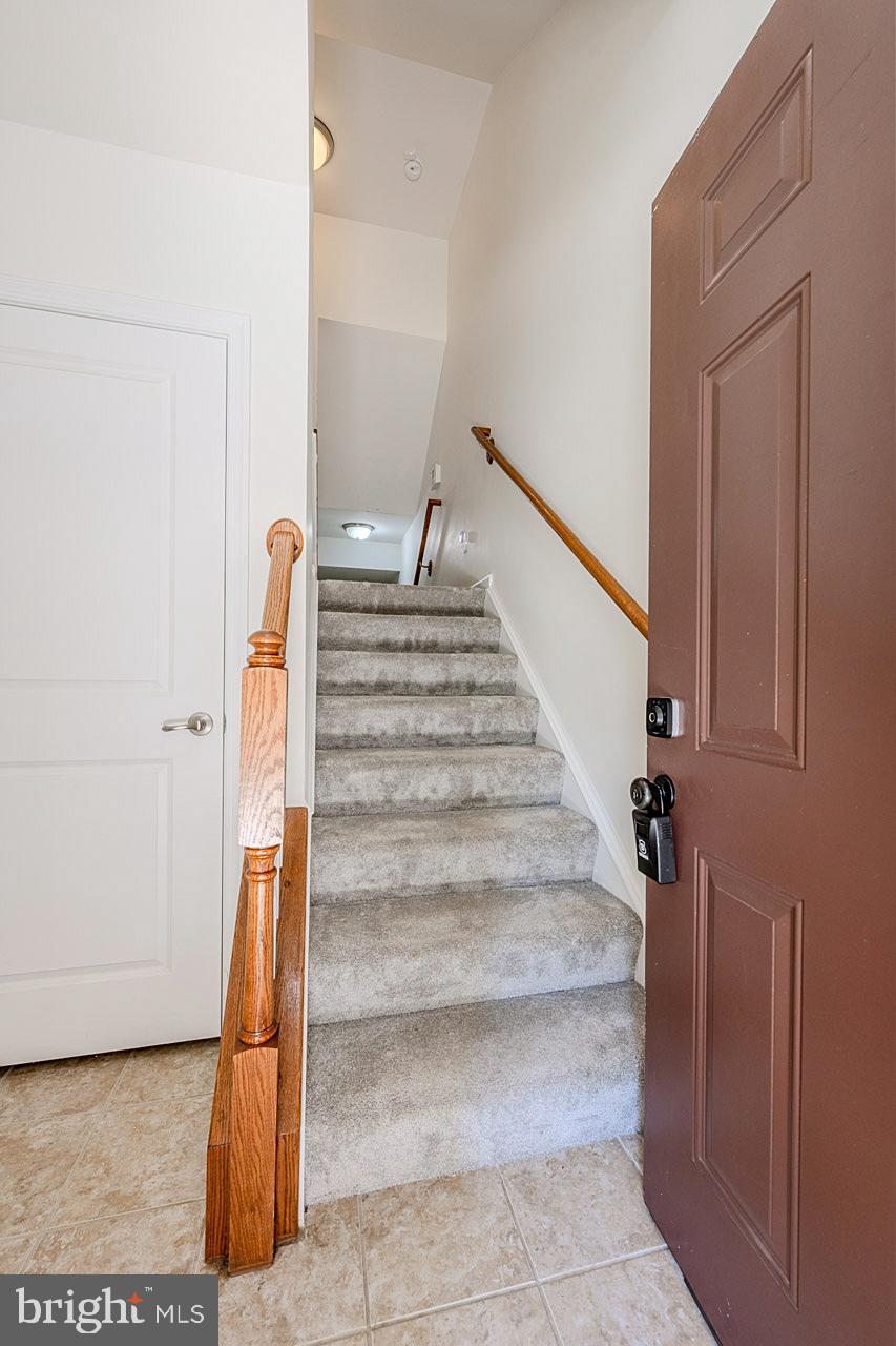 HEATHCOTE COMMONS - Residential Lease