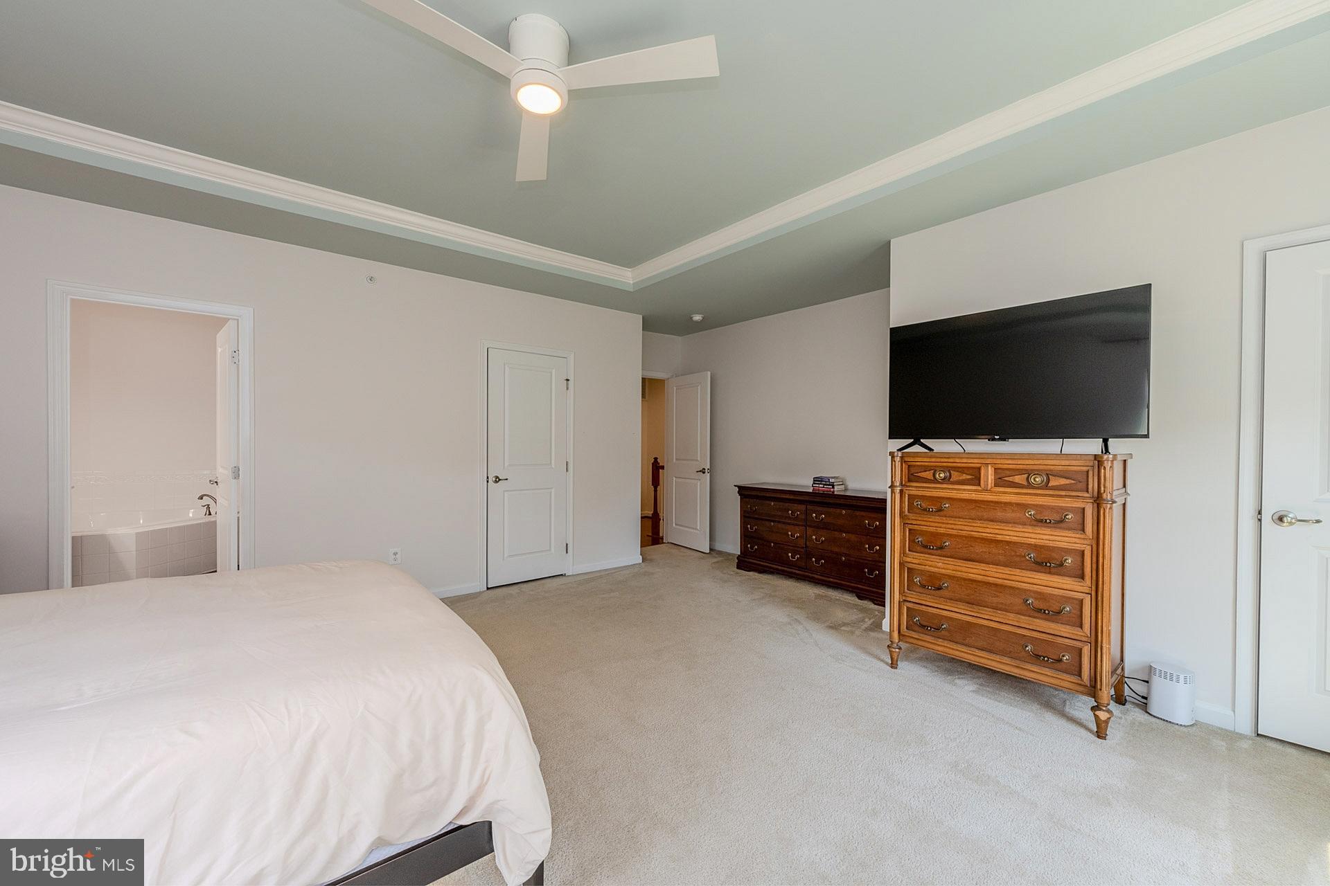 HEATHCOTE COMMONS - Residential Lease