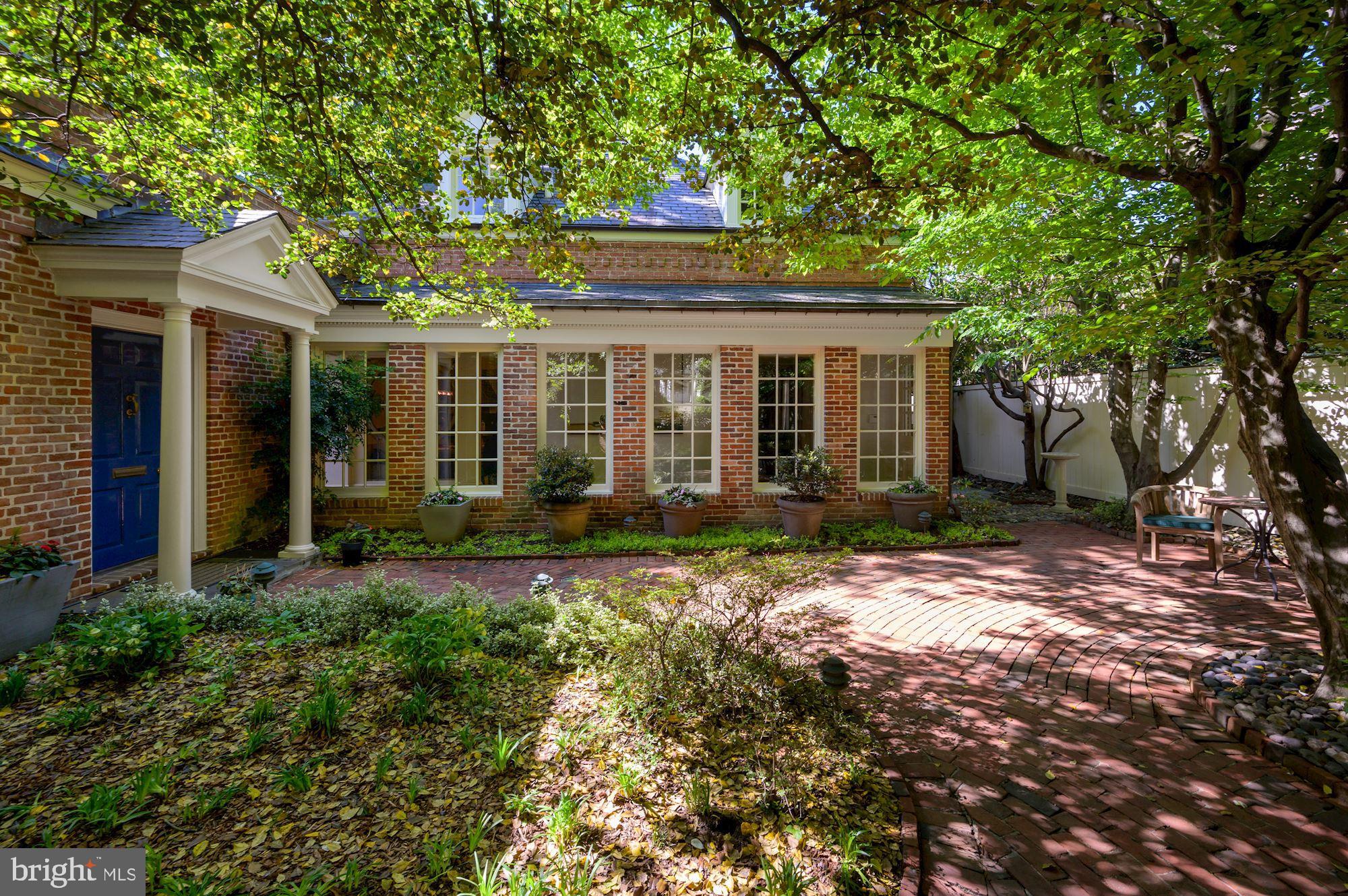 GEORGETOWN - Residential