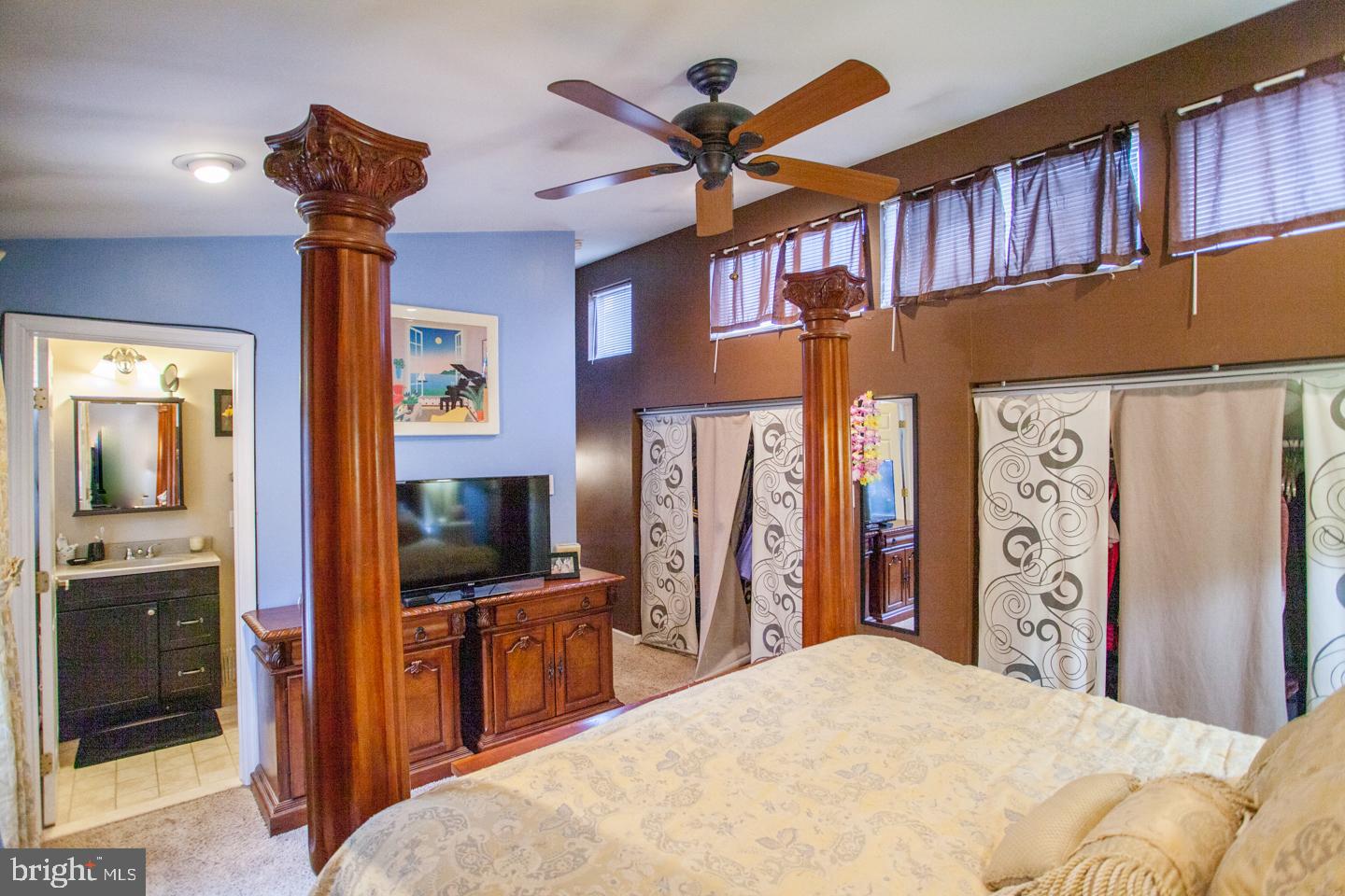 PINE VALLEY - Residential