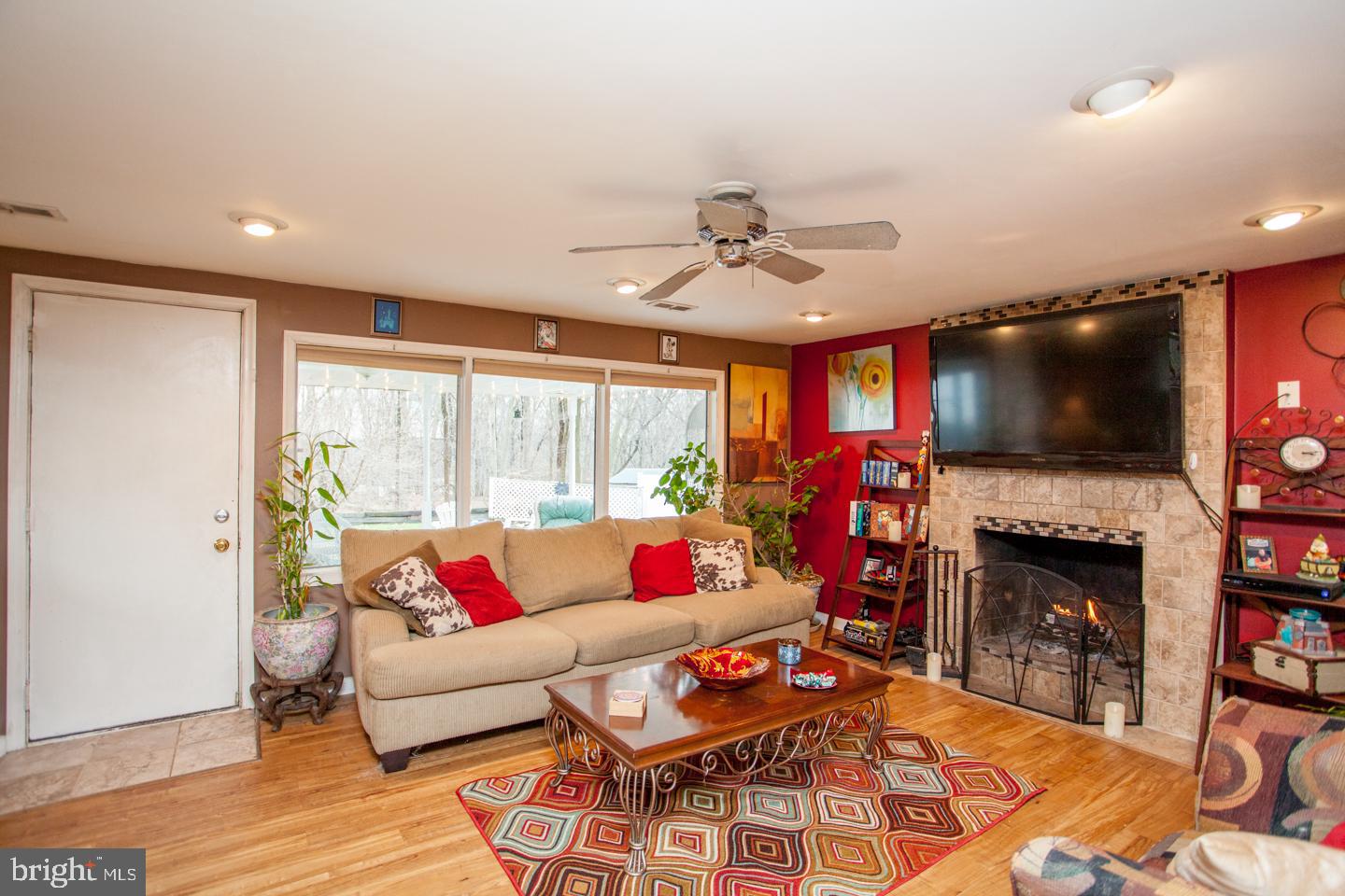 PINE VALLEY - Residential