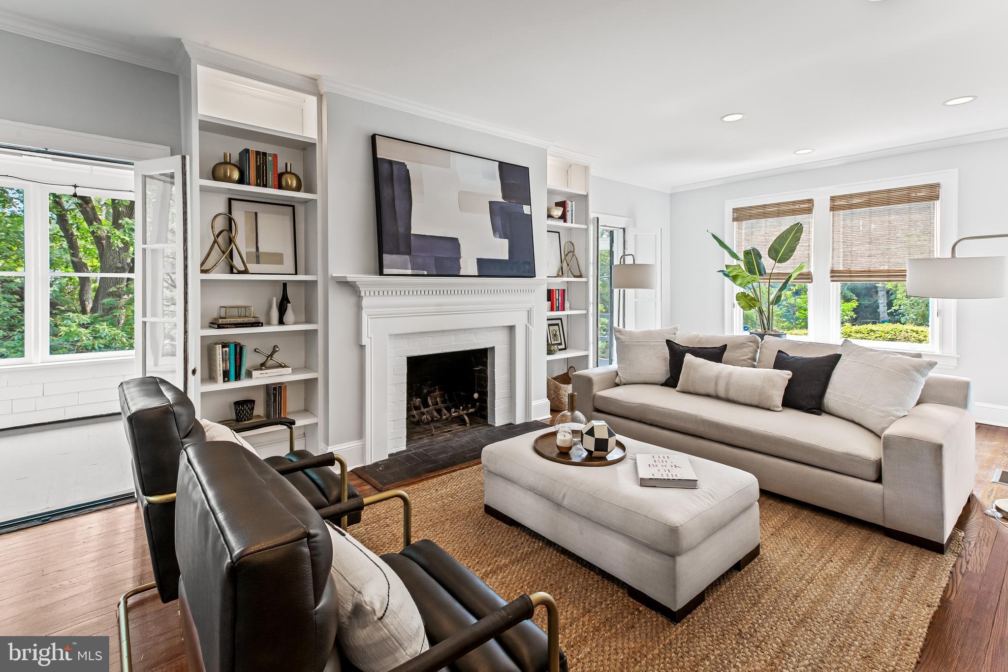 MOUNT WASHINGTON - Residential