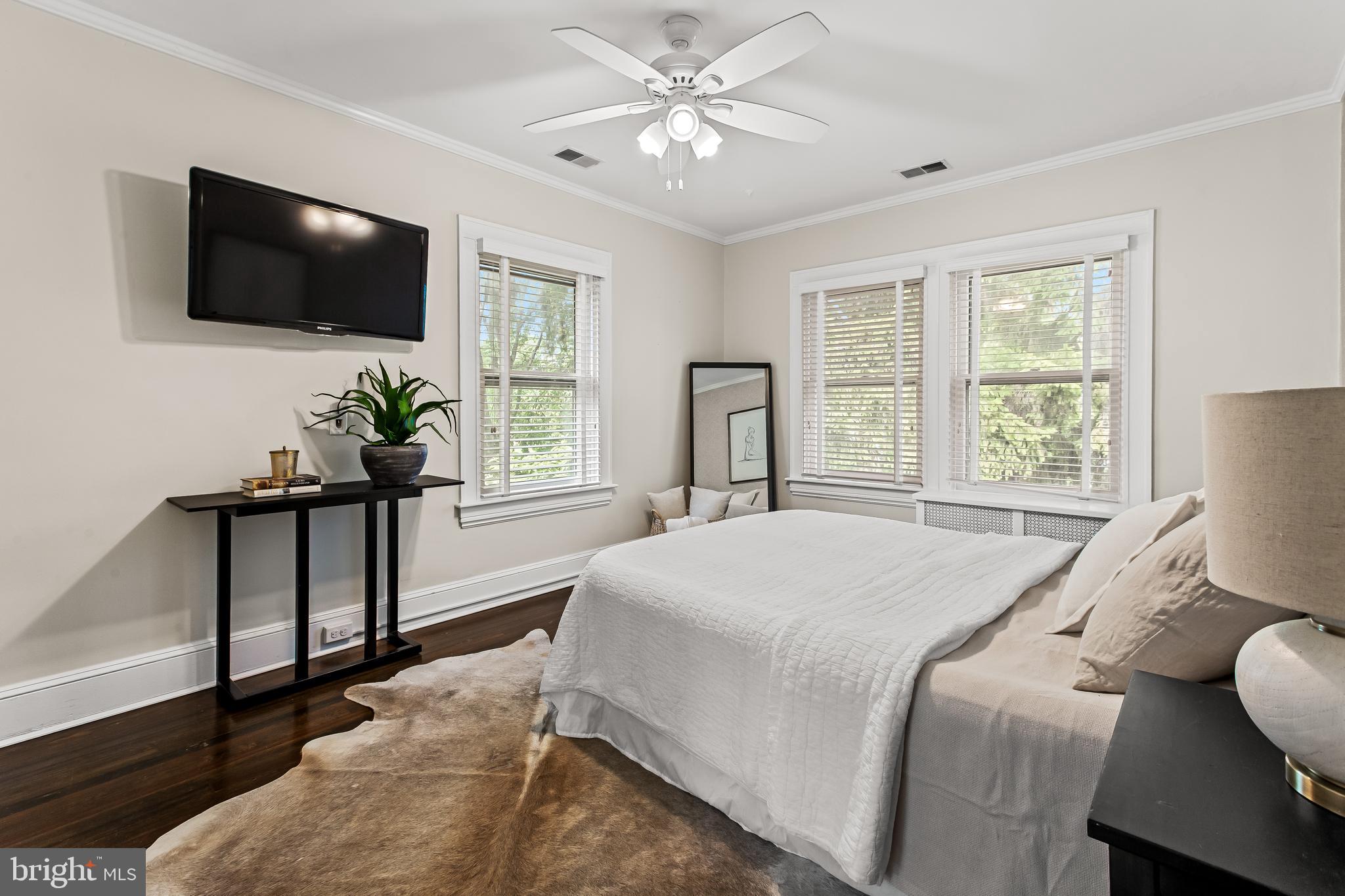 MOUNT WASHINGTON - Residential