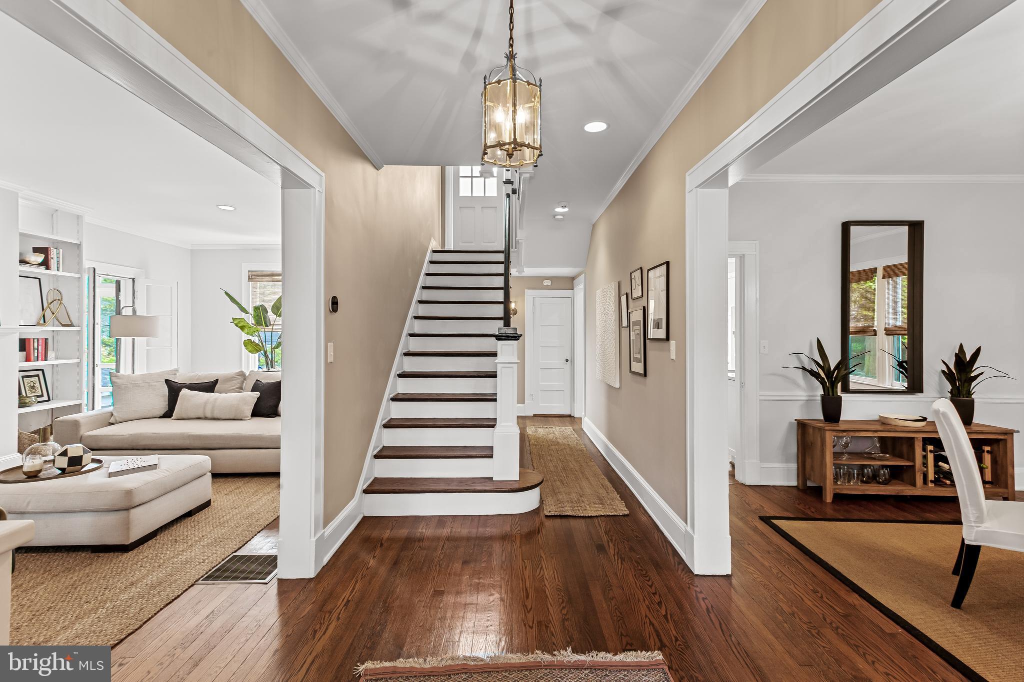 MOUNT WASHINGTON - Residential