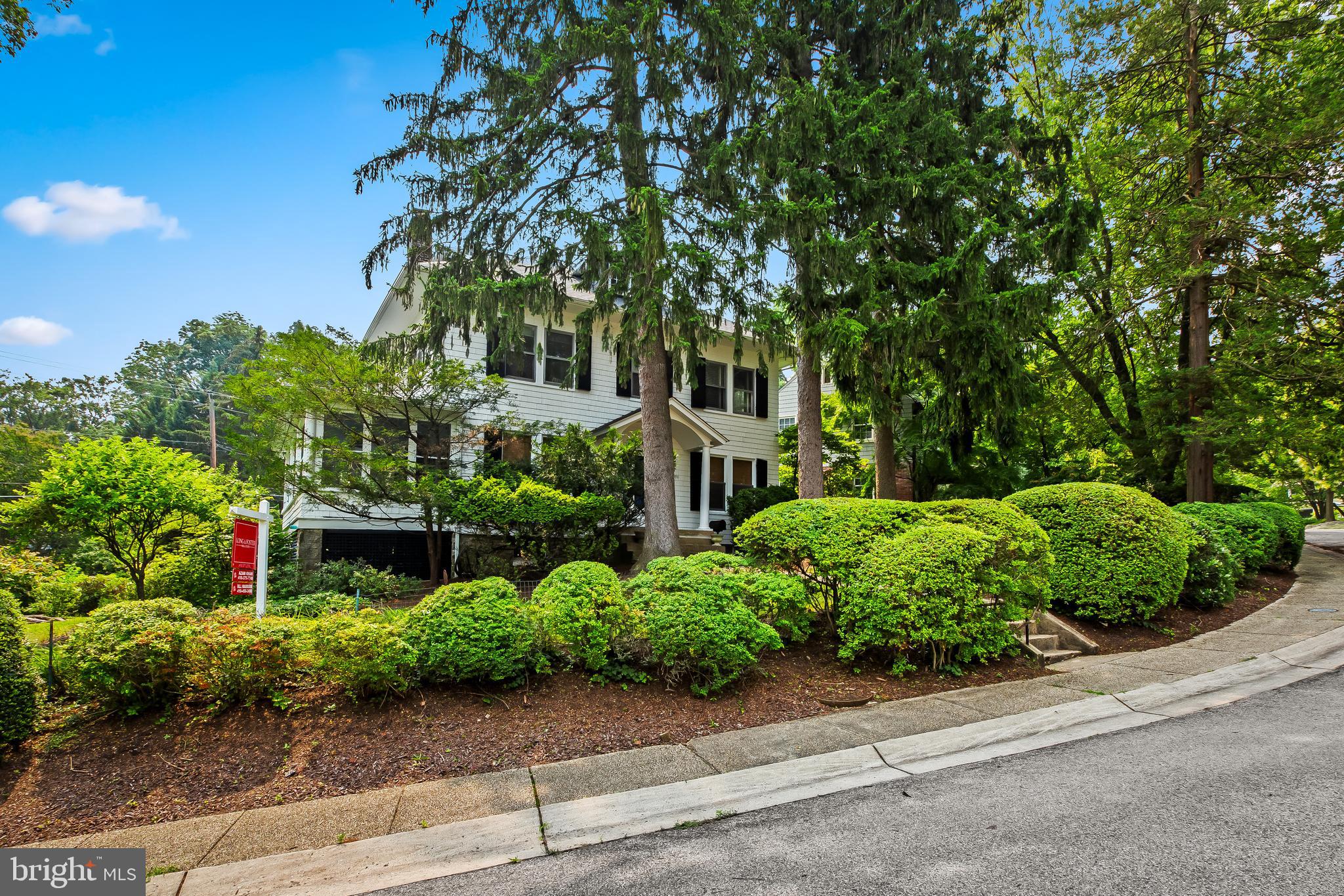 MOUNT WASHINGTON - Residential