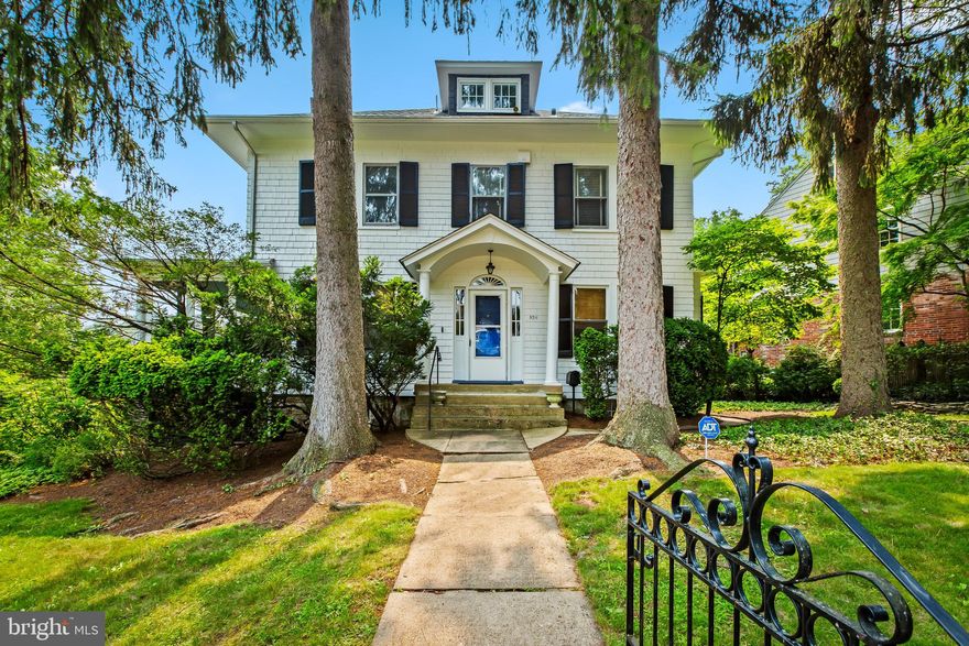 A Mount Washington Charmer.  This gorgeous center hall Colonial checks so many boxes -- great flowing first floor, a very “tasteful”  eat-in kitchen, hardwood floors, fireplace in living room, lovely side porch and first floor powder room, to the amazing primary bedroom and en-suite bathroom, generously proportioned 2nd and 3rd bedrooms plus fun full hall bathroom on the second floor, to the 4th bedroom/office on the 3rd floor, to the partially finished basement with great storage and workout space, to the laundry room on the first floor landing, and great fenced in front and back yards.  In a word – a “winner”!!!!