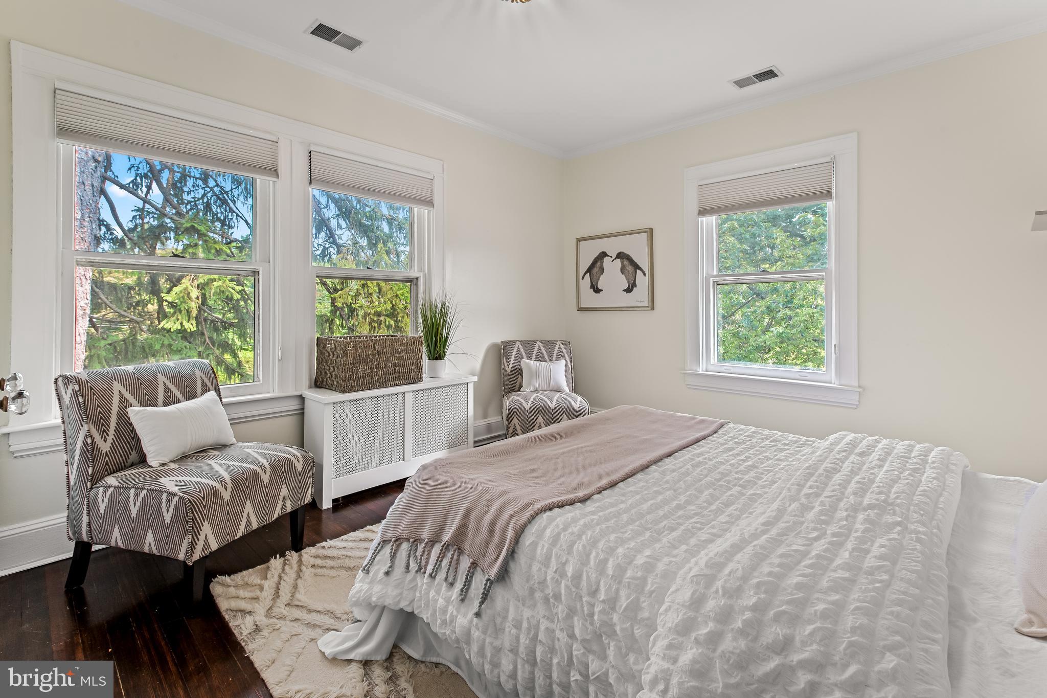 MOUNT WASHINGTON - Residential