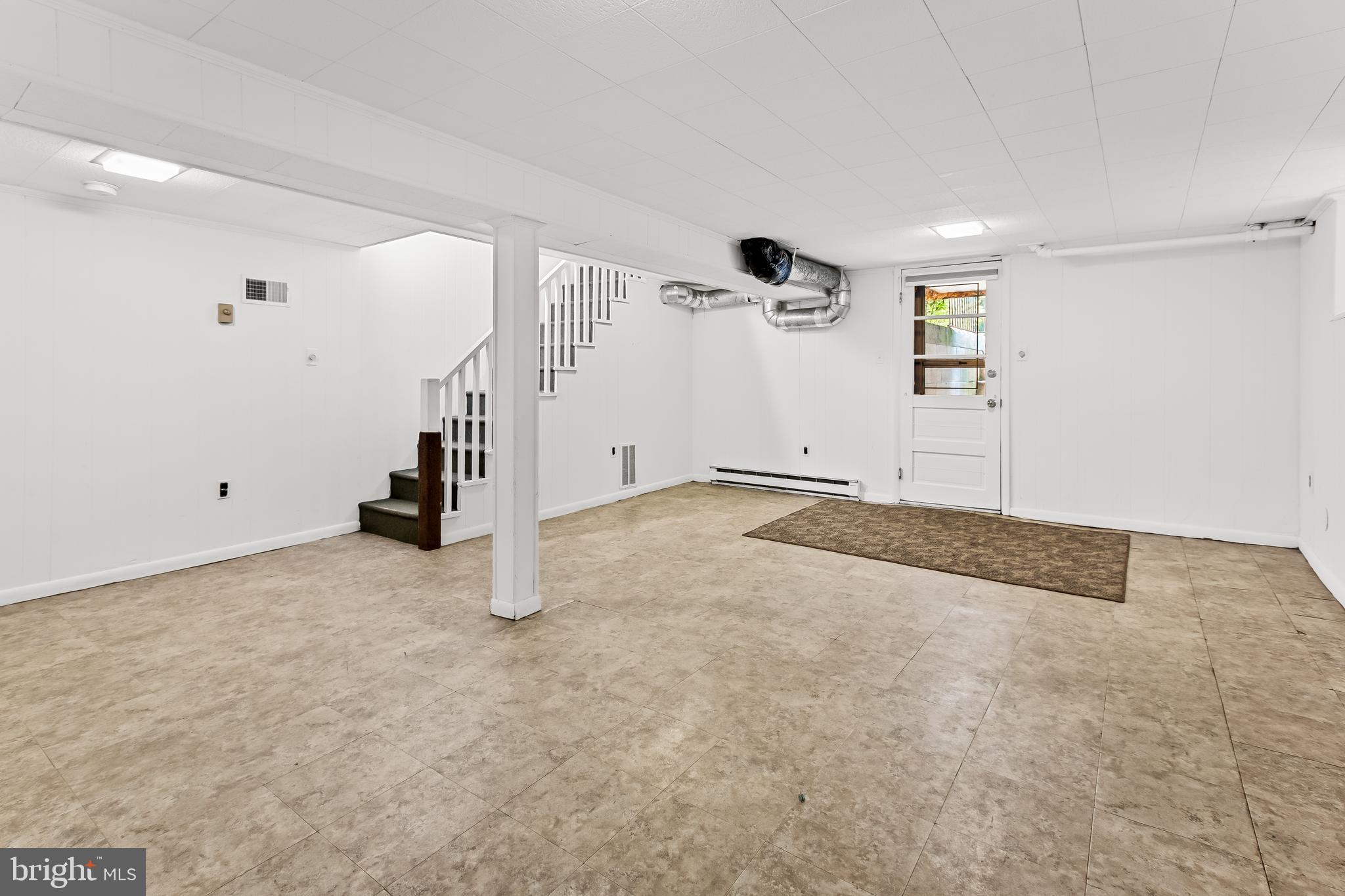 MOUNT WASHINGTON - Residential