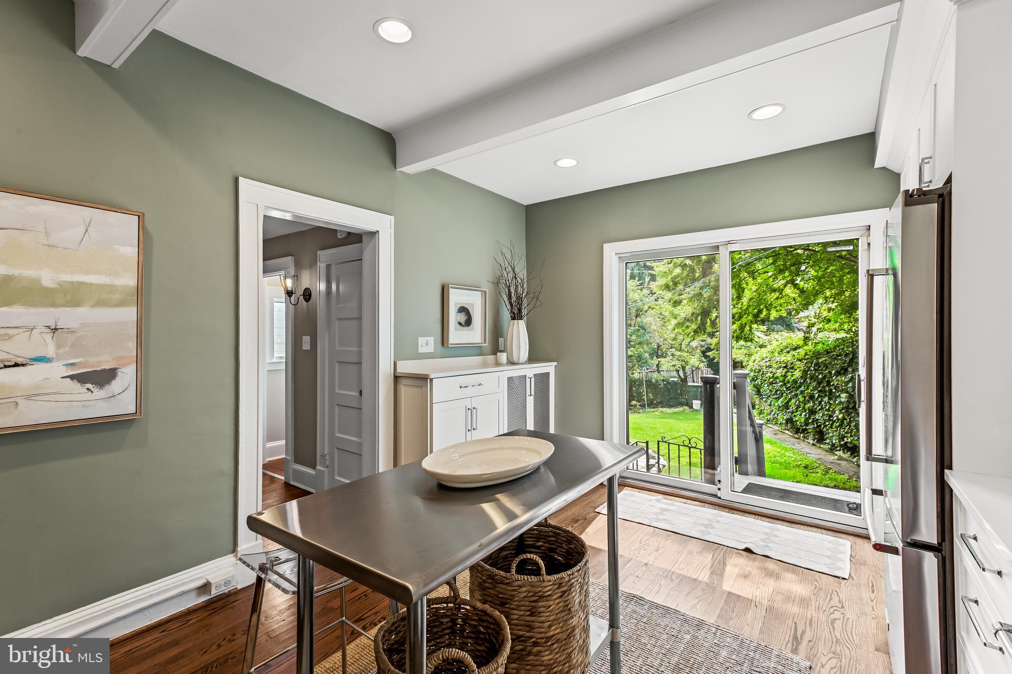 MOUNT WASHINGTON - Residential