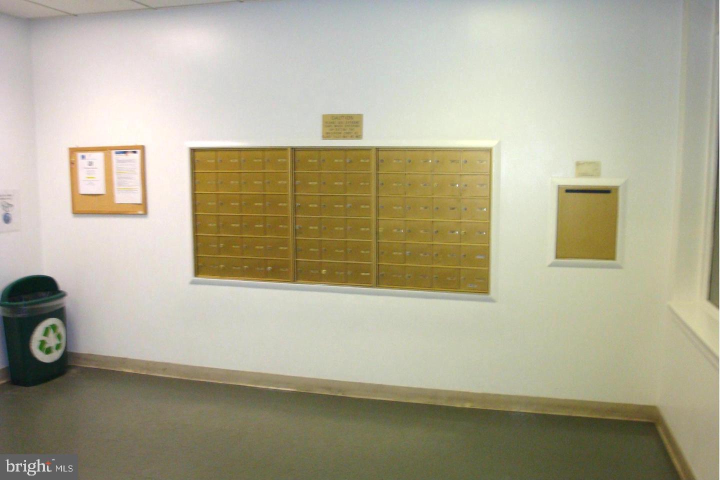 SAVOY PARK CONDOMINIUMS - Residential