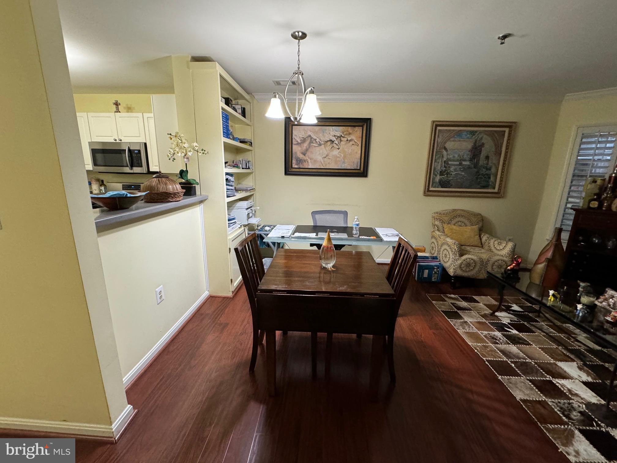 SAVOY PARK CONDOMINIUMS - Residential