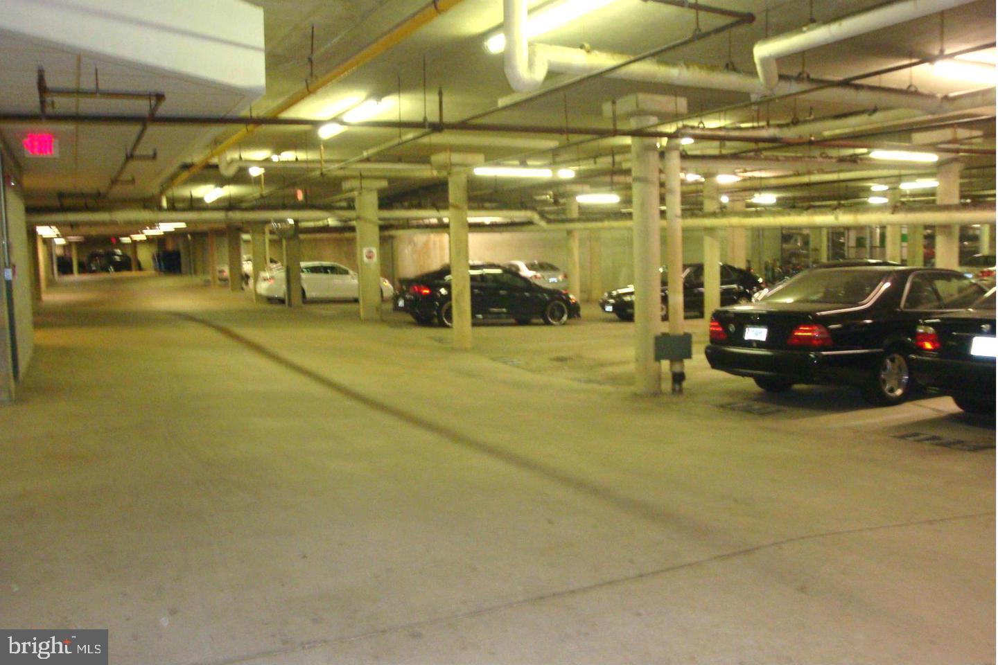 SAVOY PARK CONDOMINIUMS - Residential