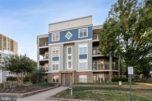 SAVOY PARK CONDOMINIUMS - Residential