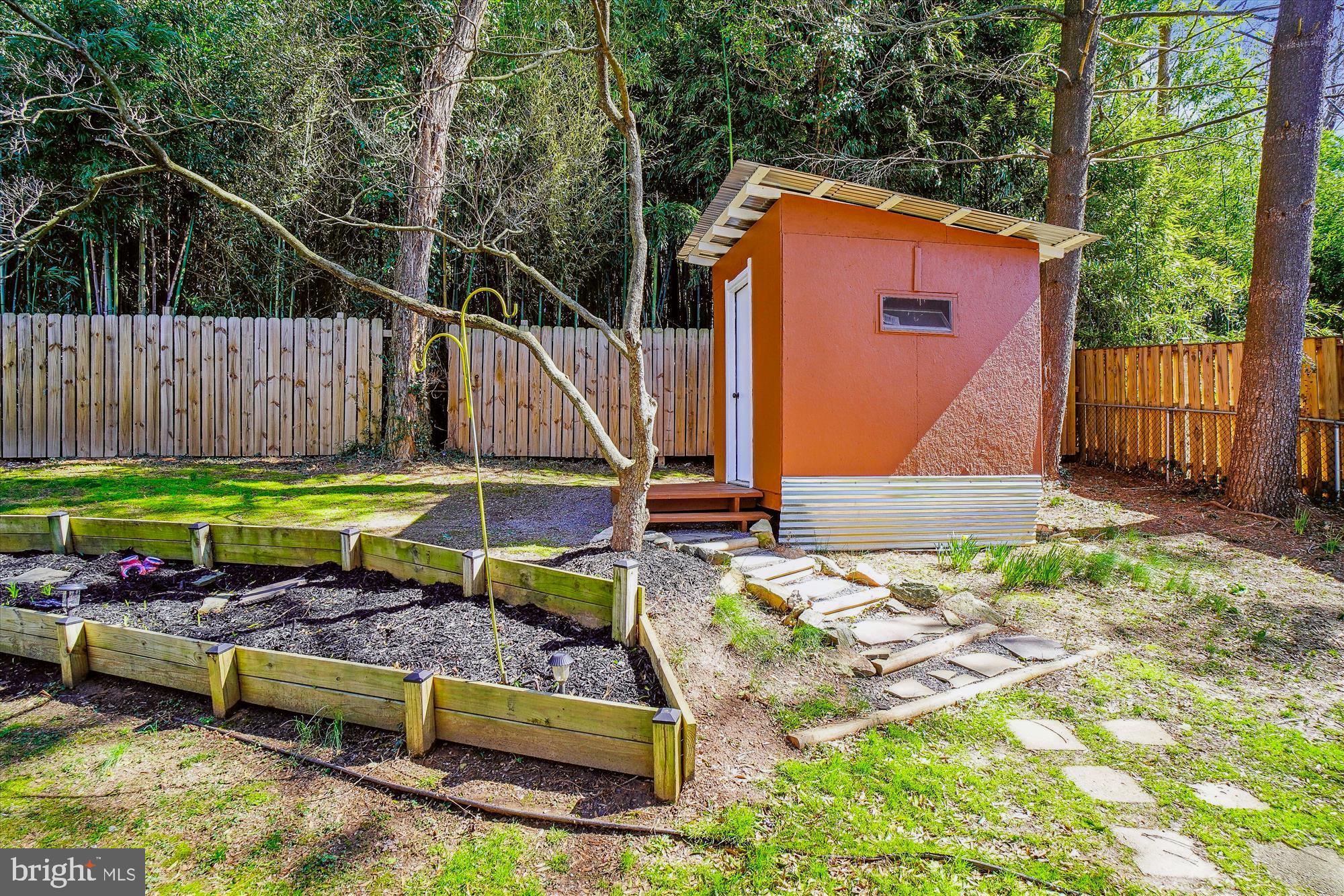 OLNEY SQUARE - Residential