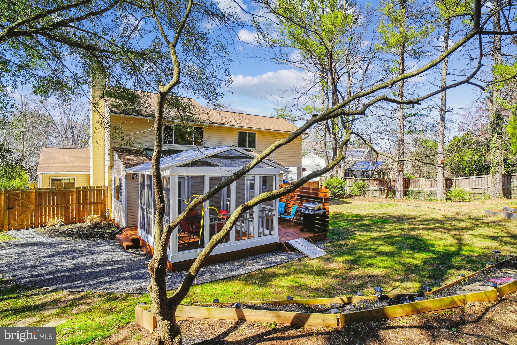 OLNEY SQUARE - Residential