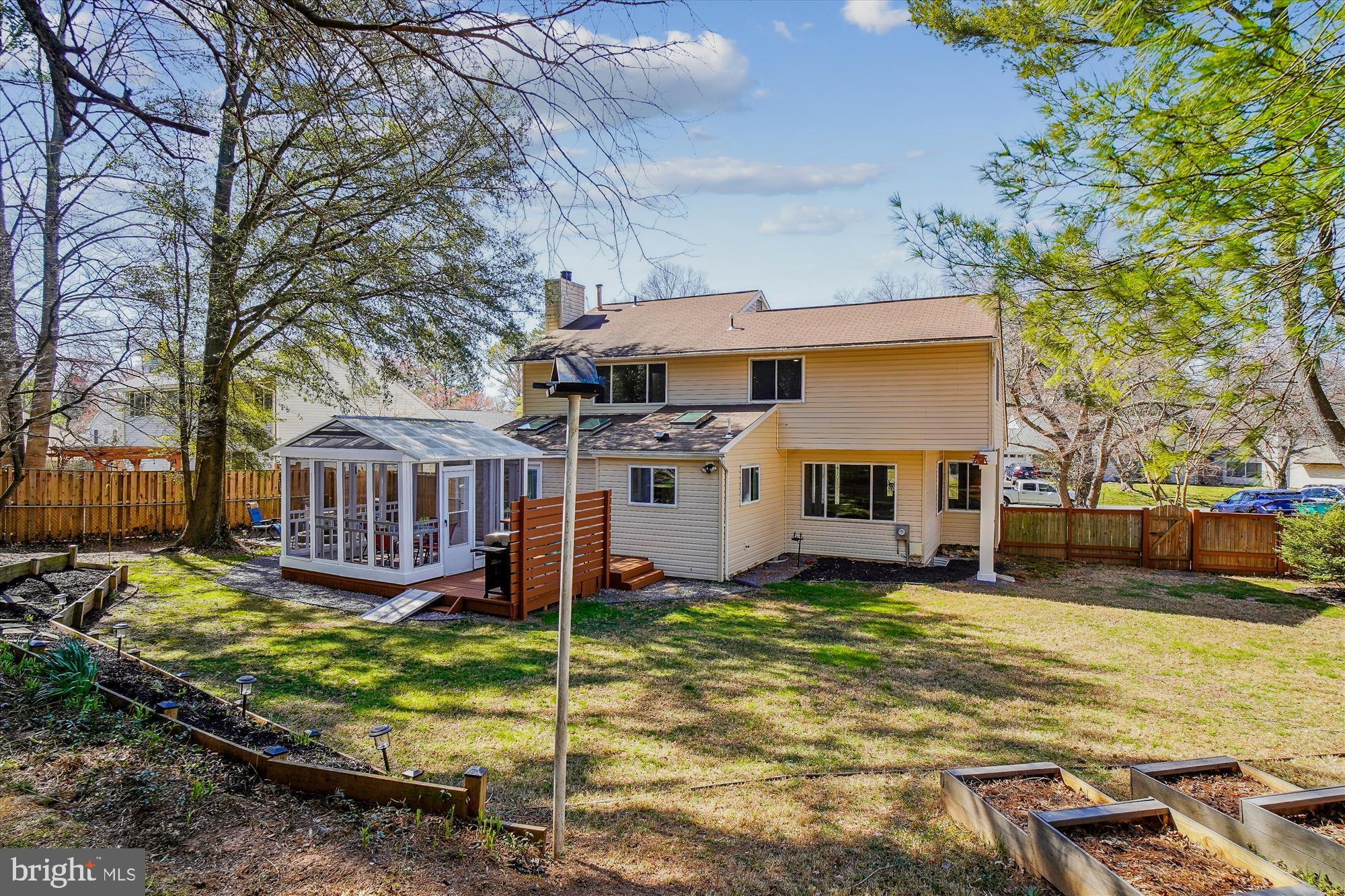 OLNEY SQUARE - Residential