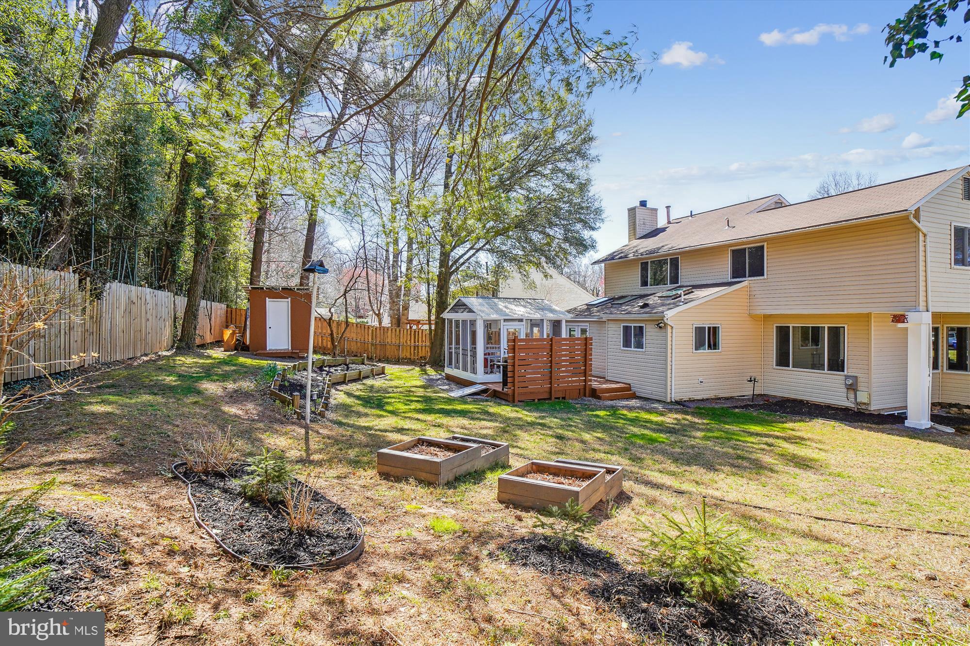 OLNEY SQUARE - Residential