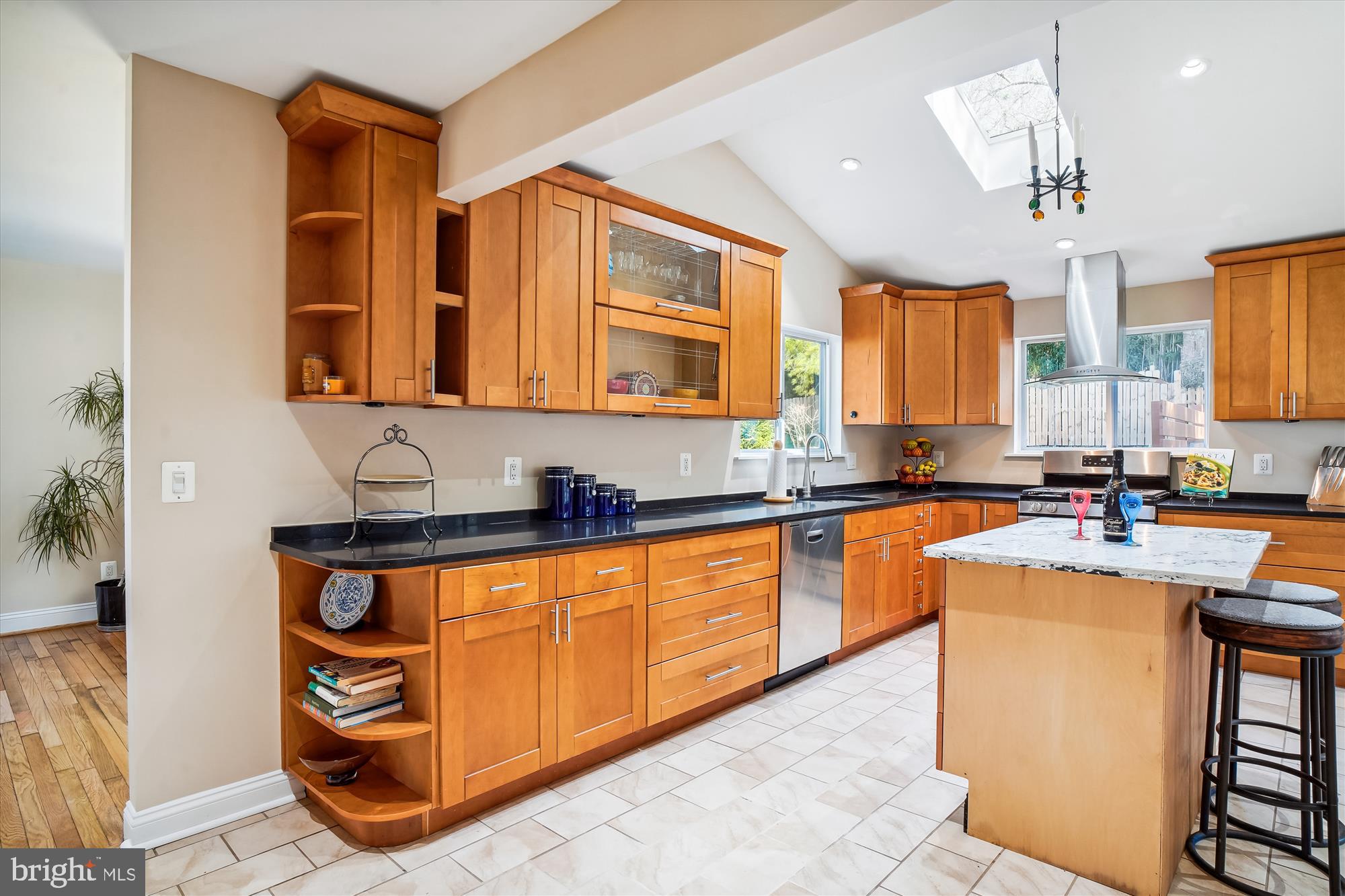 OLNEY SQUARE - Residential