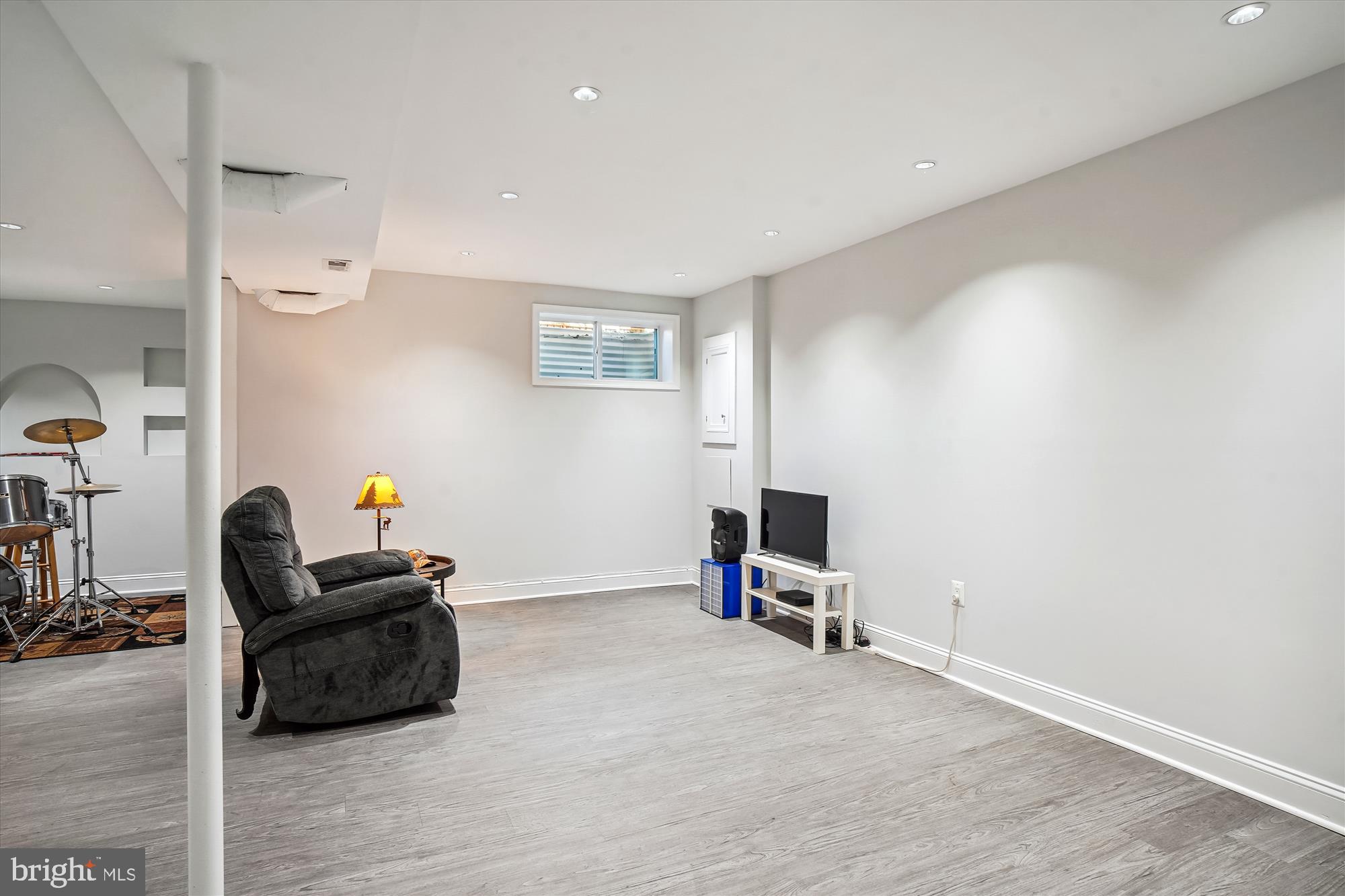 OLNEY SQUARE - Residential