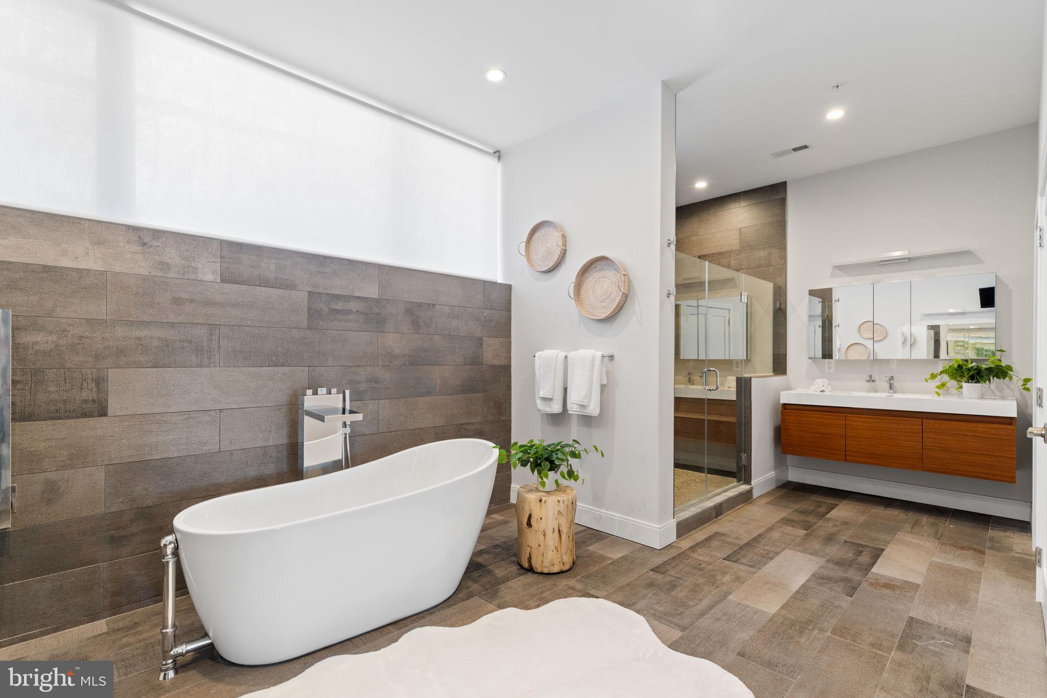 MANAYUNK - Residential