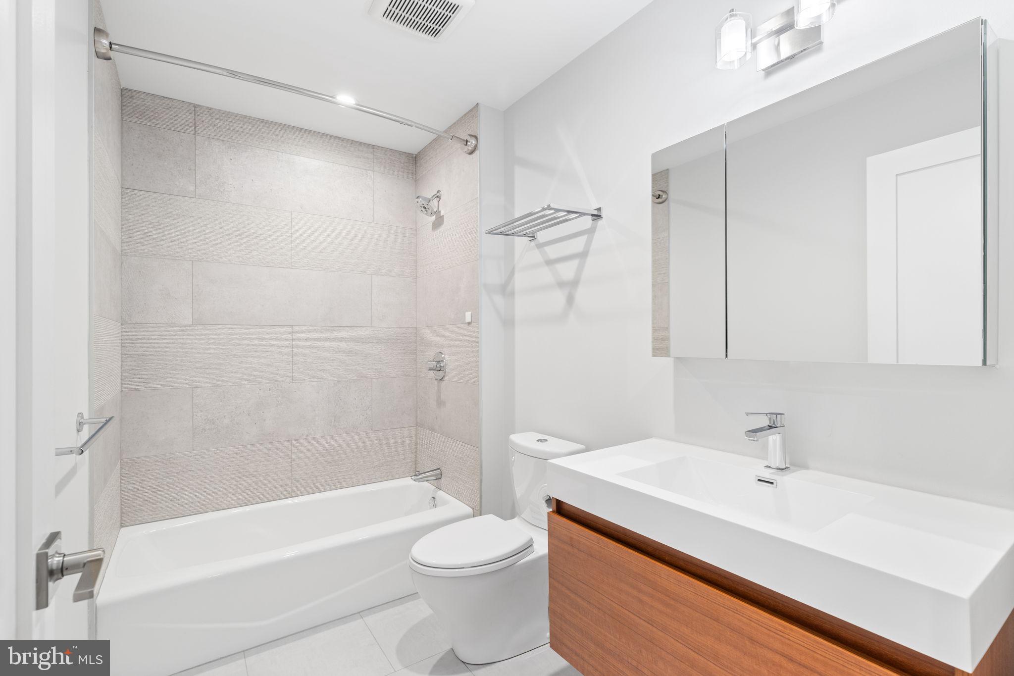 MANAYUNK - Residential