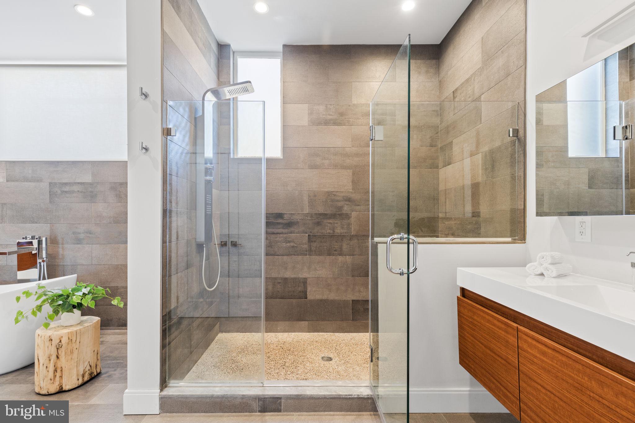 MANAYUNK - Residential