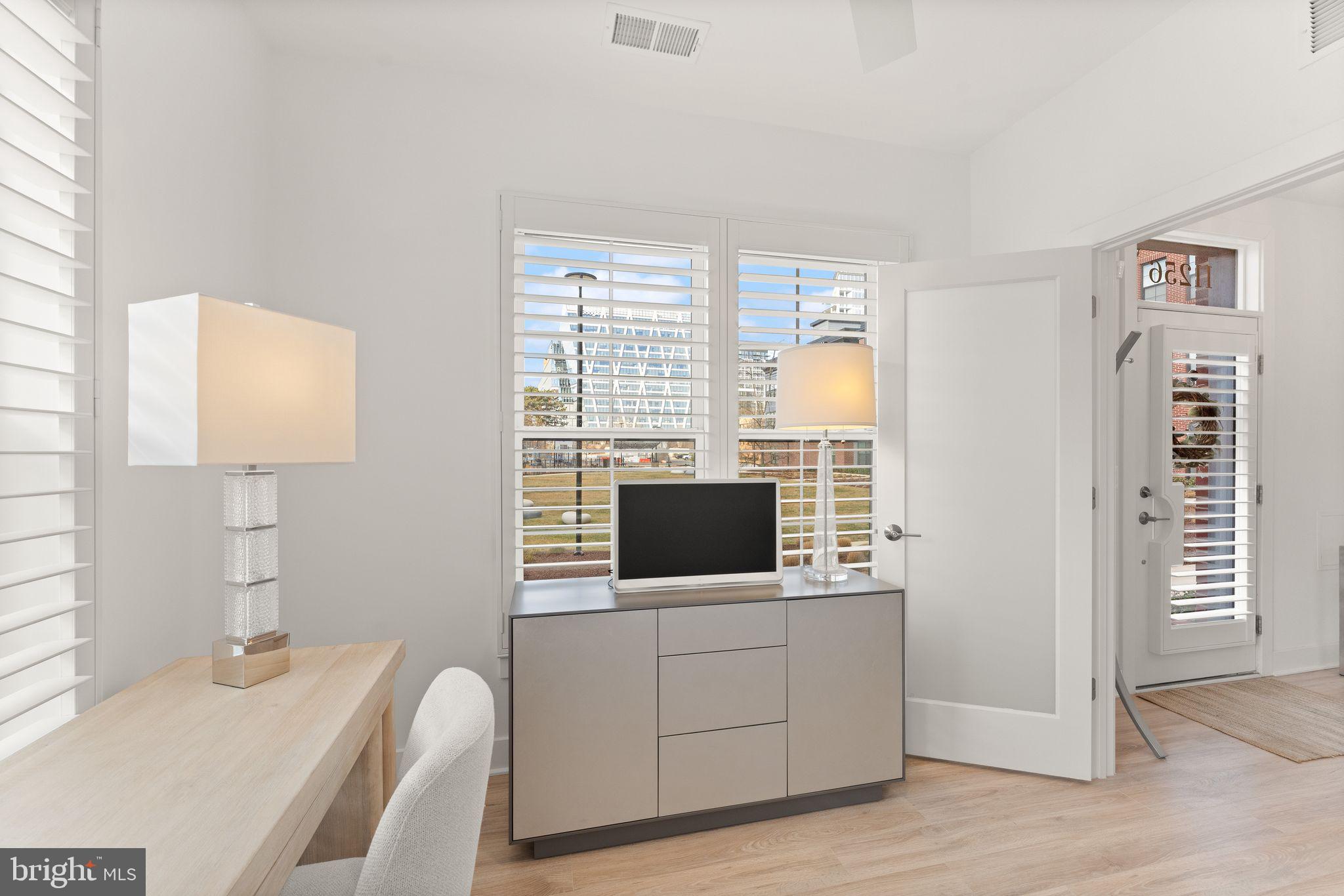 RESTON STATION - Residential