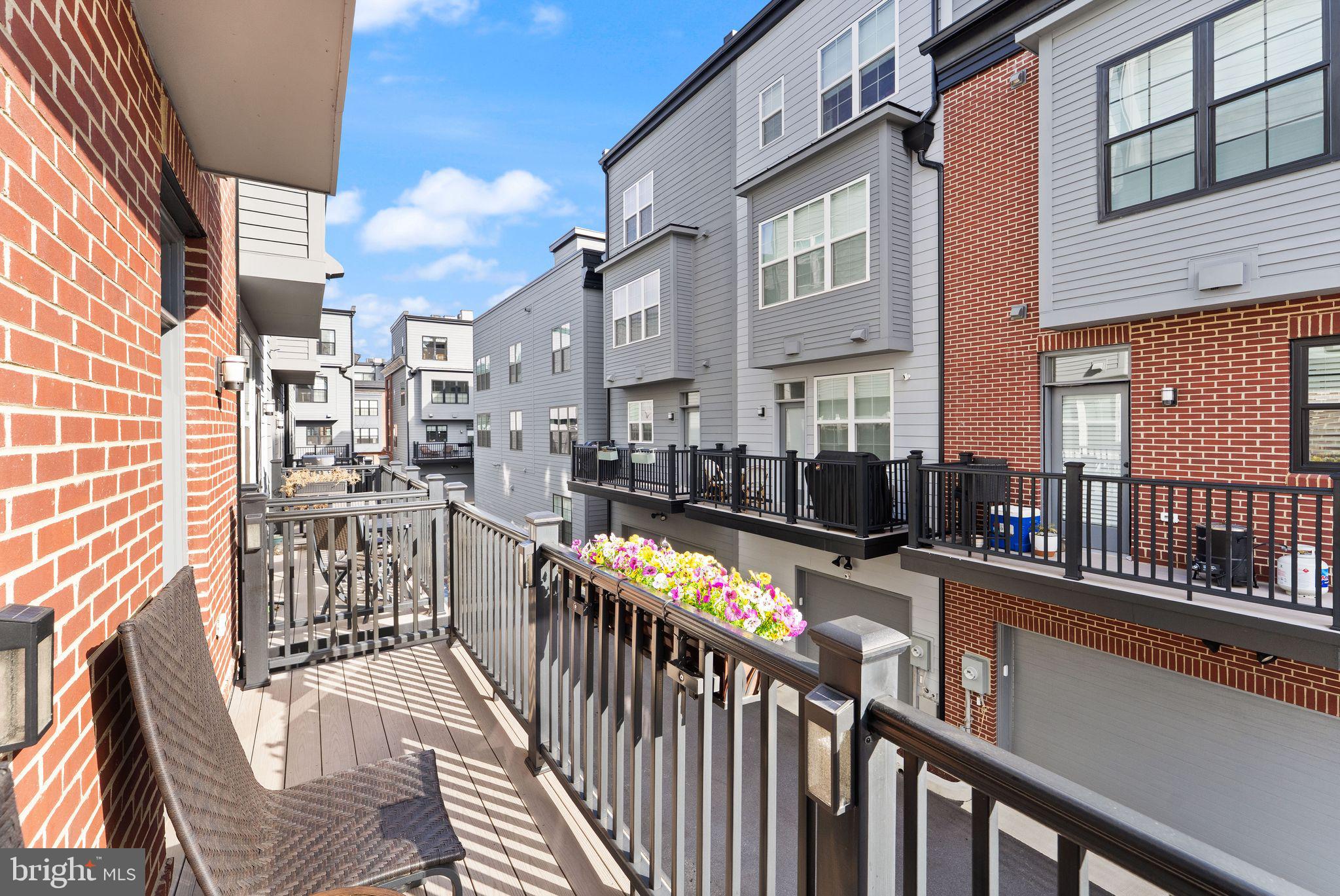 RESTON STATION - Residential