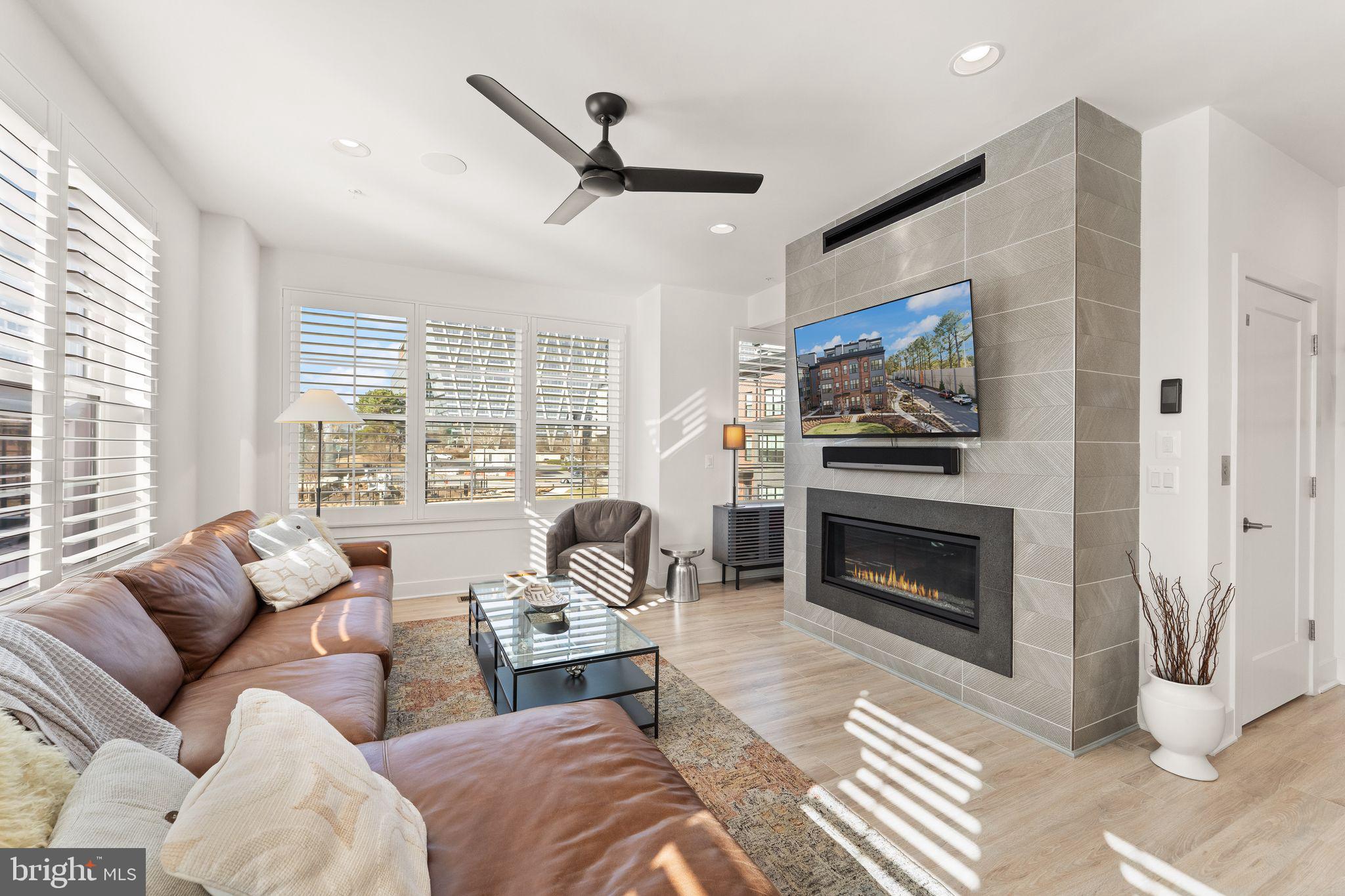 RESTON STATION - Residential