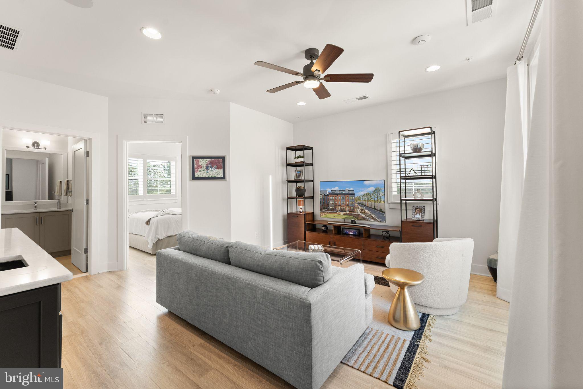 RESTON STATION - Residential