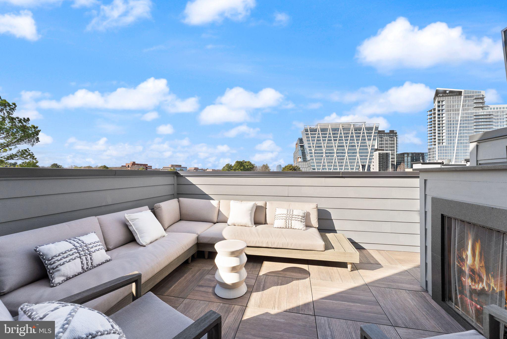 RESTON STATION - Residential