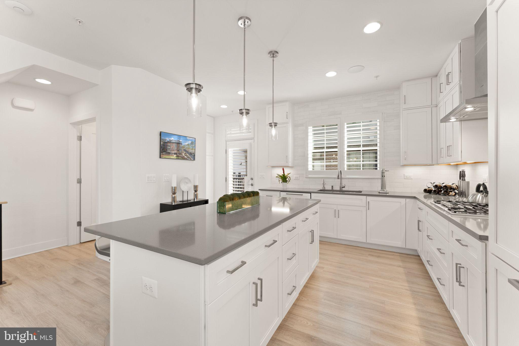 RESTON STATION - Residential