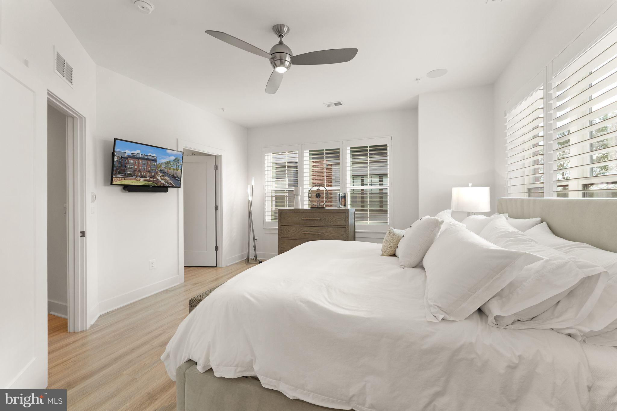 RESTON STATION - Residential