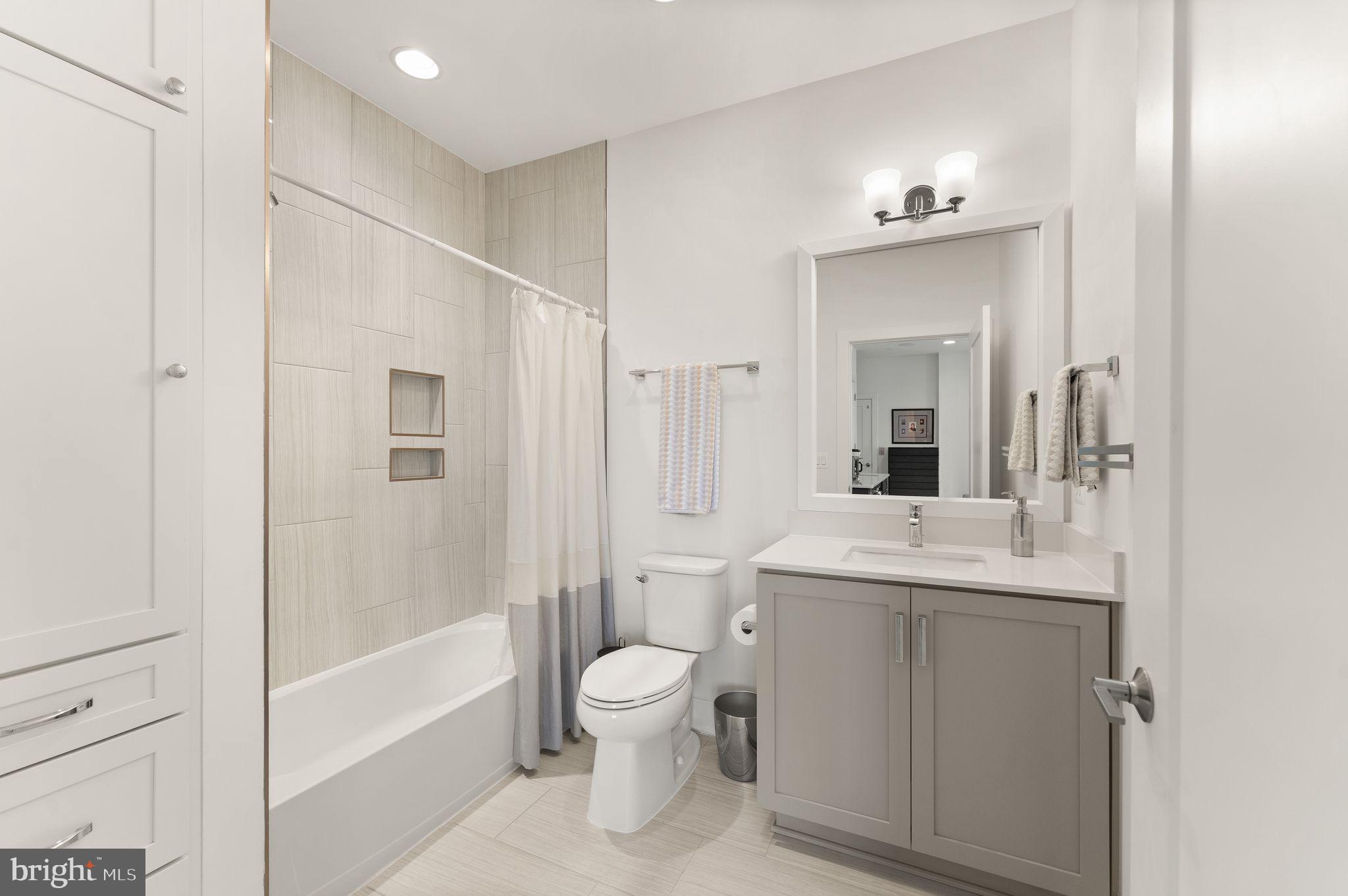 RESTON STATION - Residential