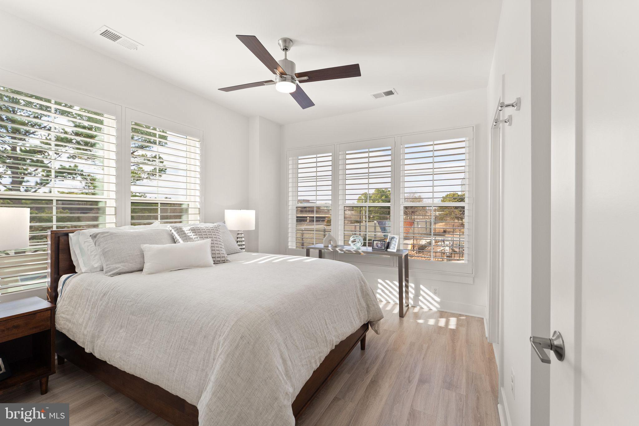 RESTON STATION - Residential