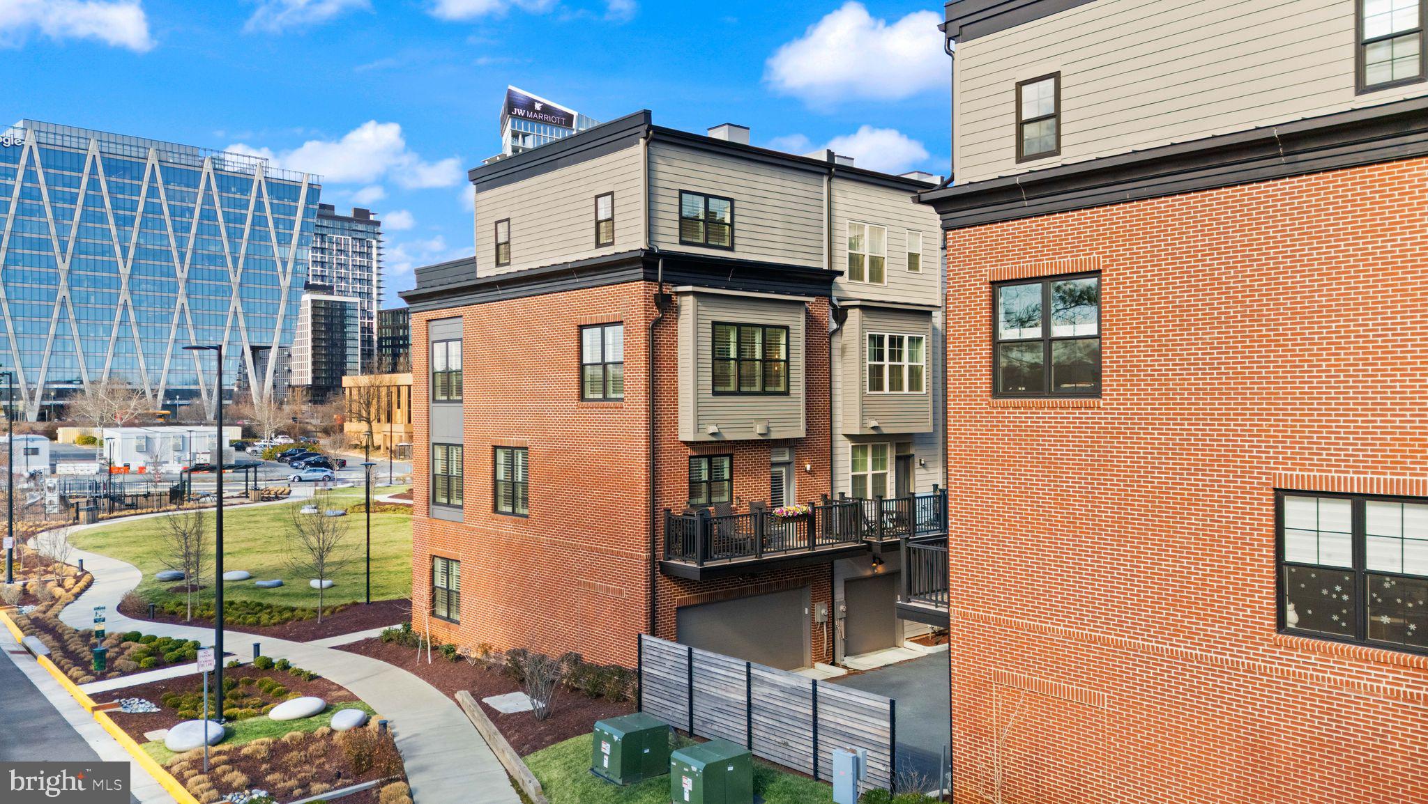 RESTON STATION - Residential