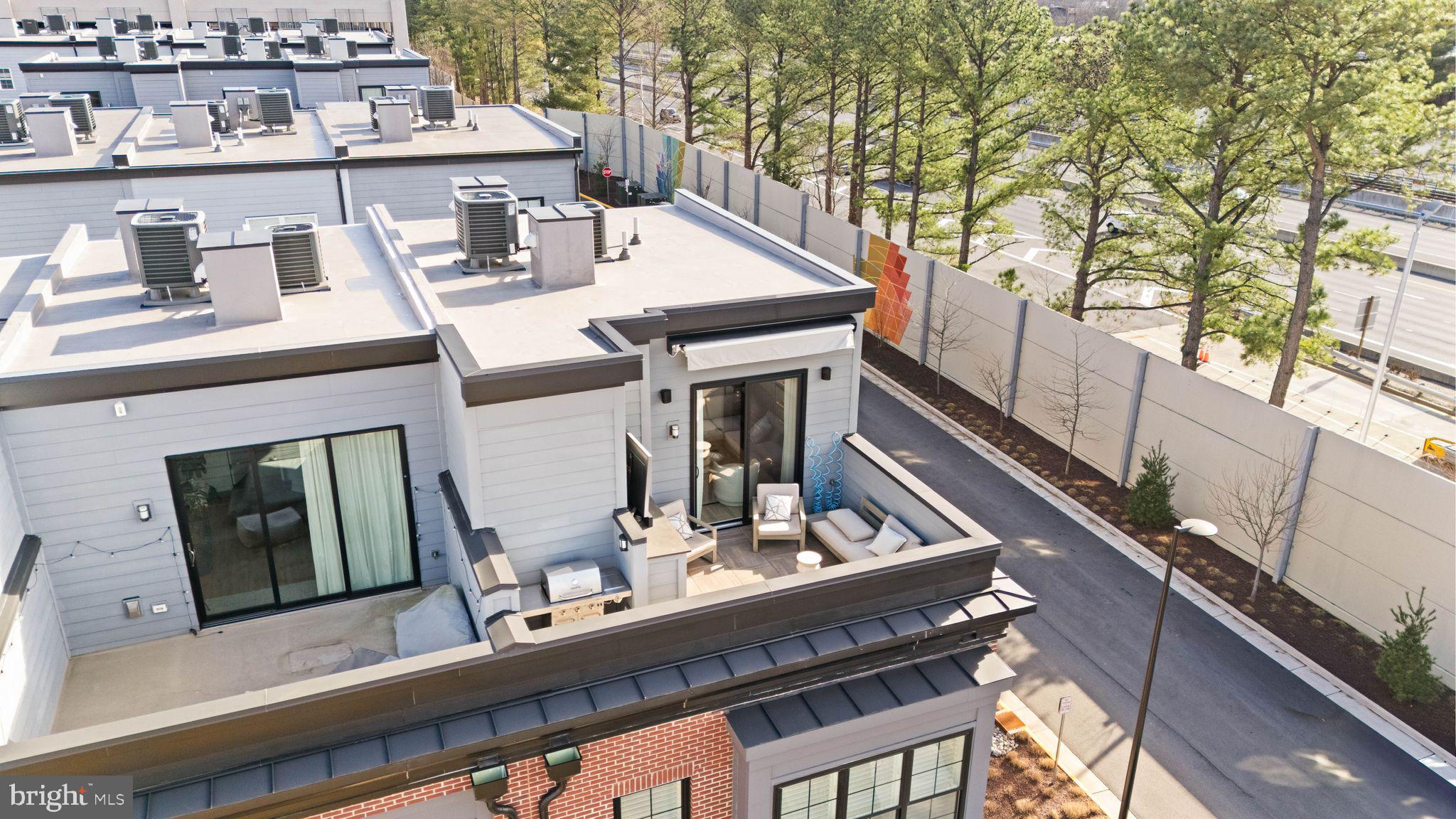 RESTON STATION - Residential