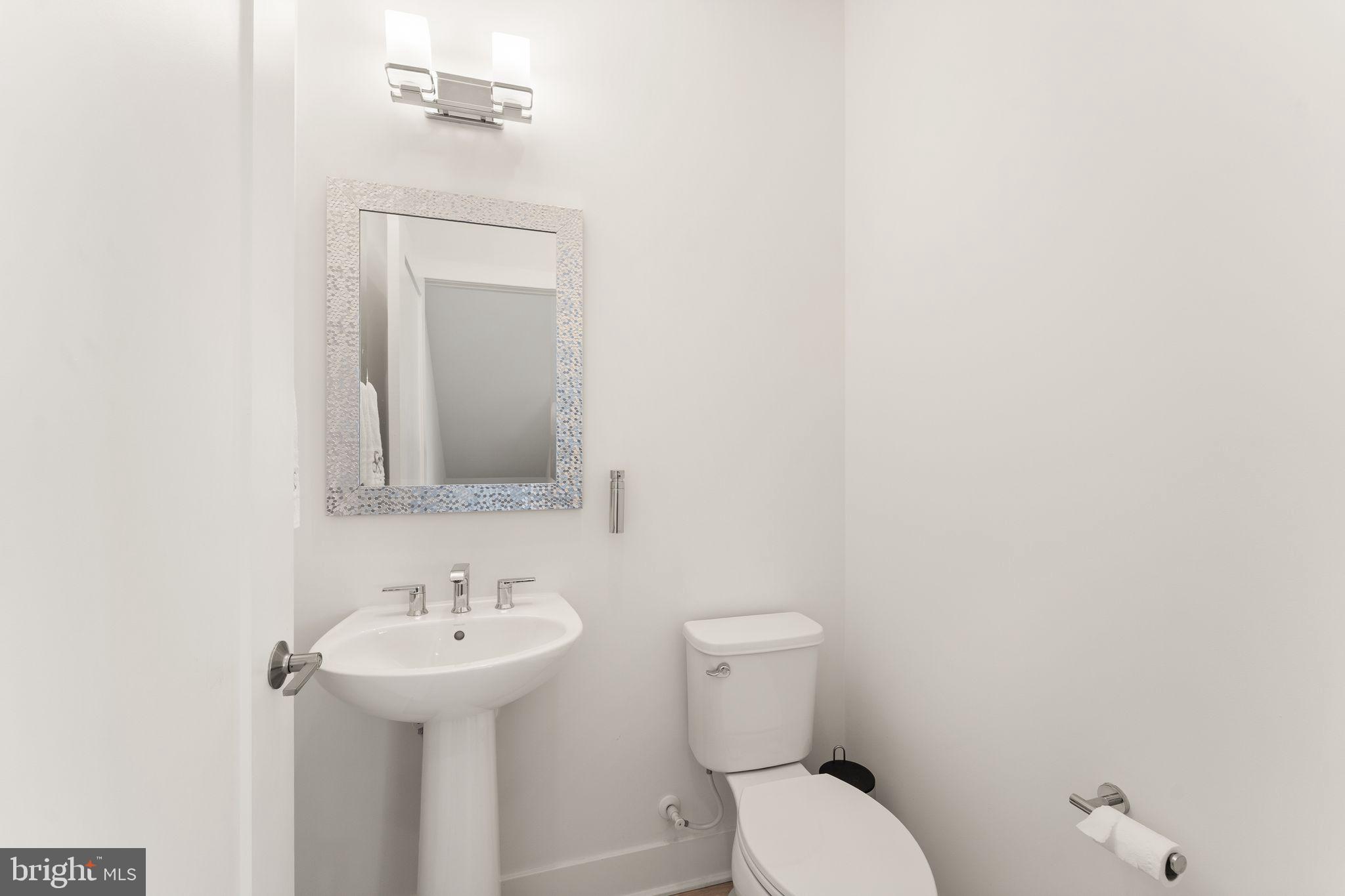 RESTON STATION - Residential