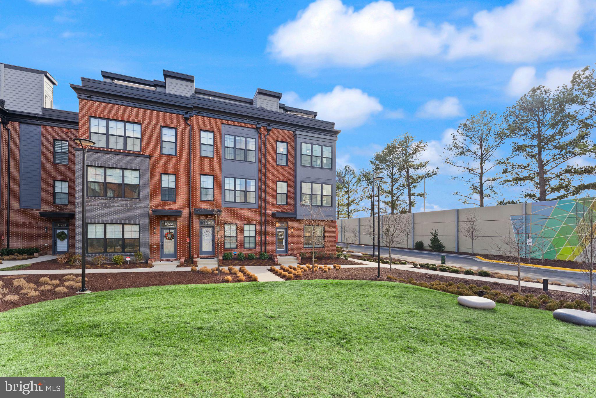 RESTON STATION - Residential