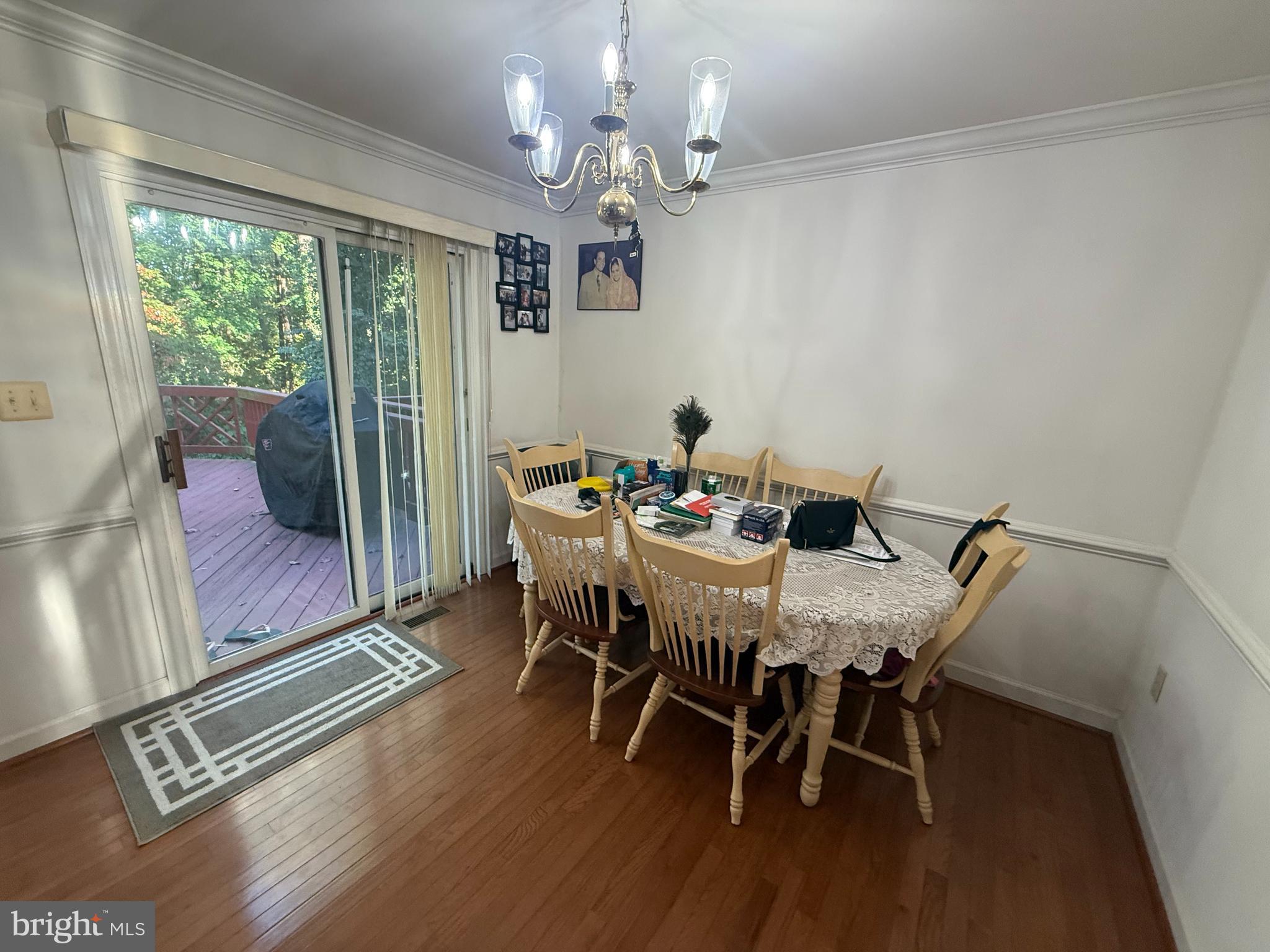 SEVEN OAKS - Residential Lease