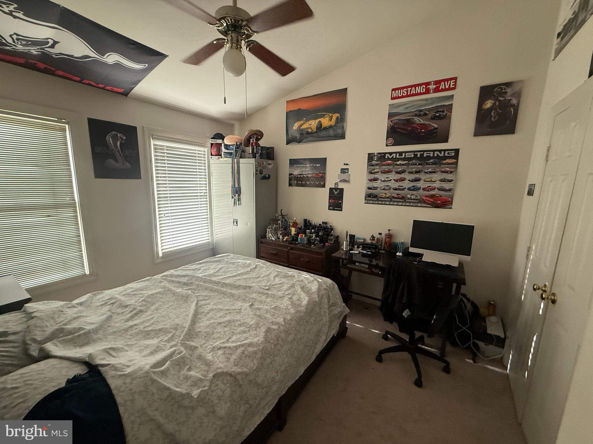 SEVEN OAKS - Residential Lease