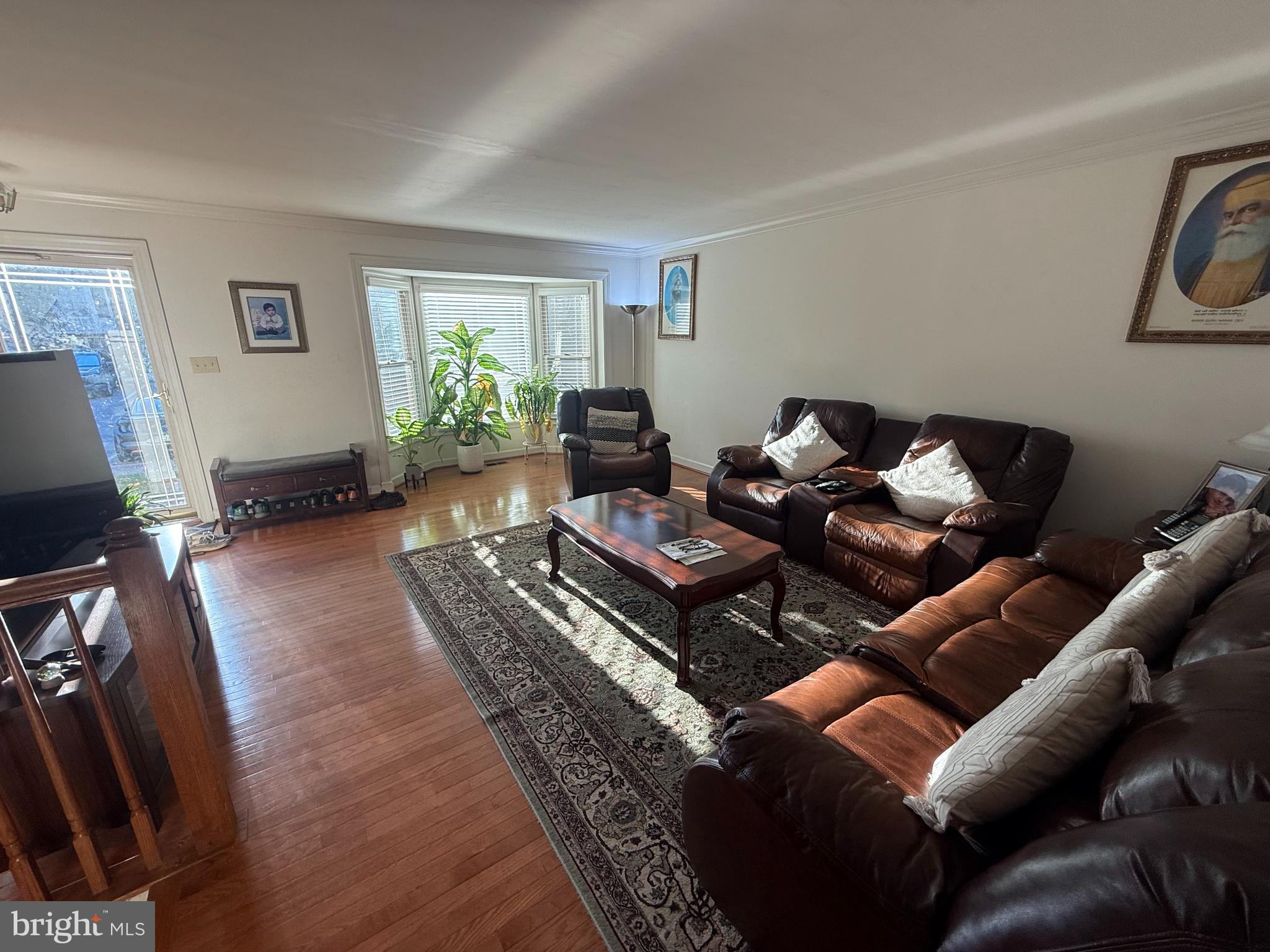 SEVEN OAKS - Residential Lease