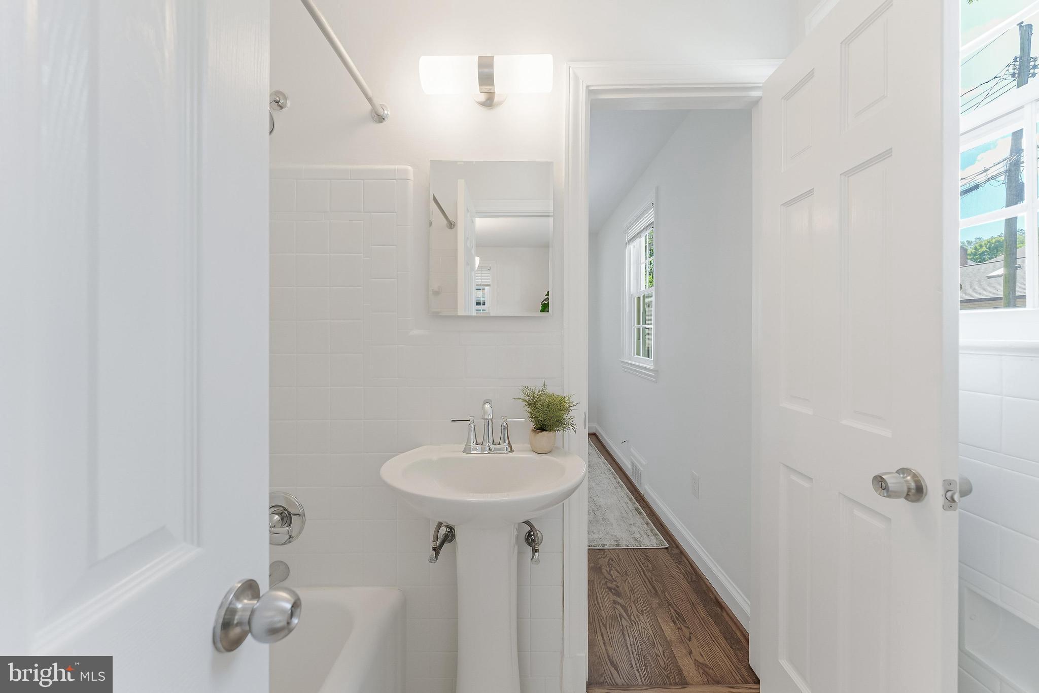 ALCOVA HEIGHTS - Residential