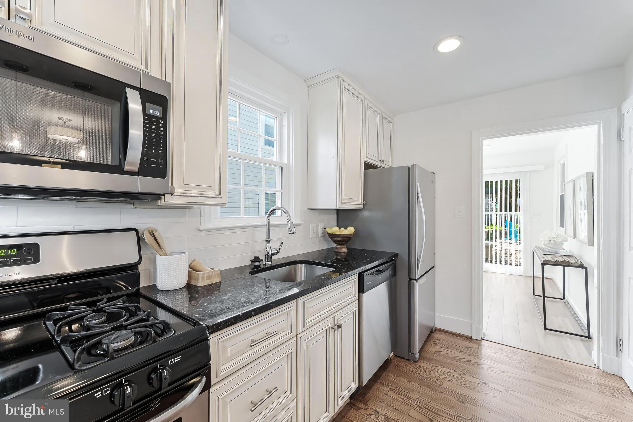 ALCOVA HEIGHTS - Residential