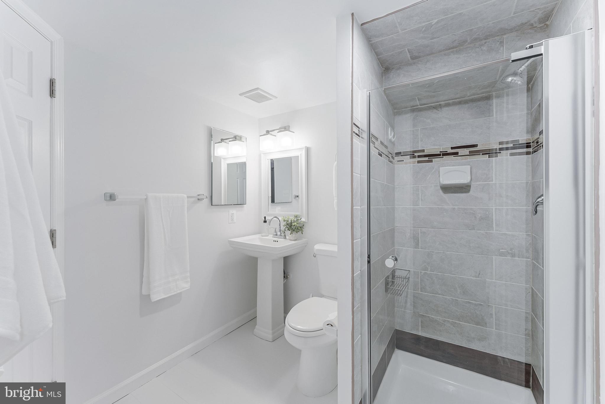 ALCOVA HEIGHTS - Residential