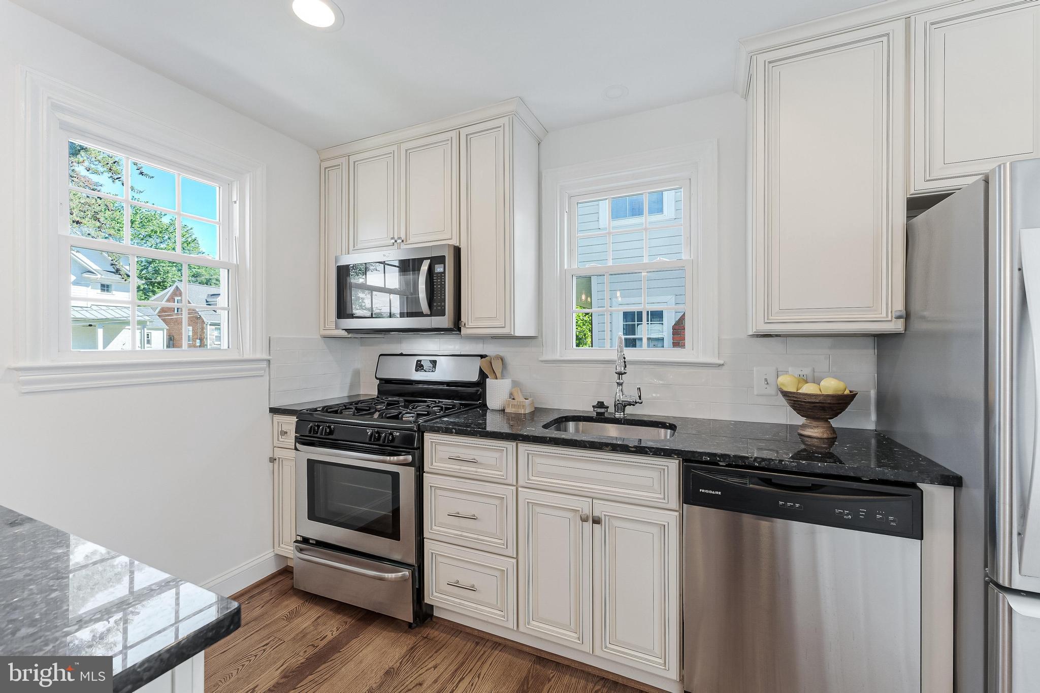 ALCOVA HEIGHTS - Residential