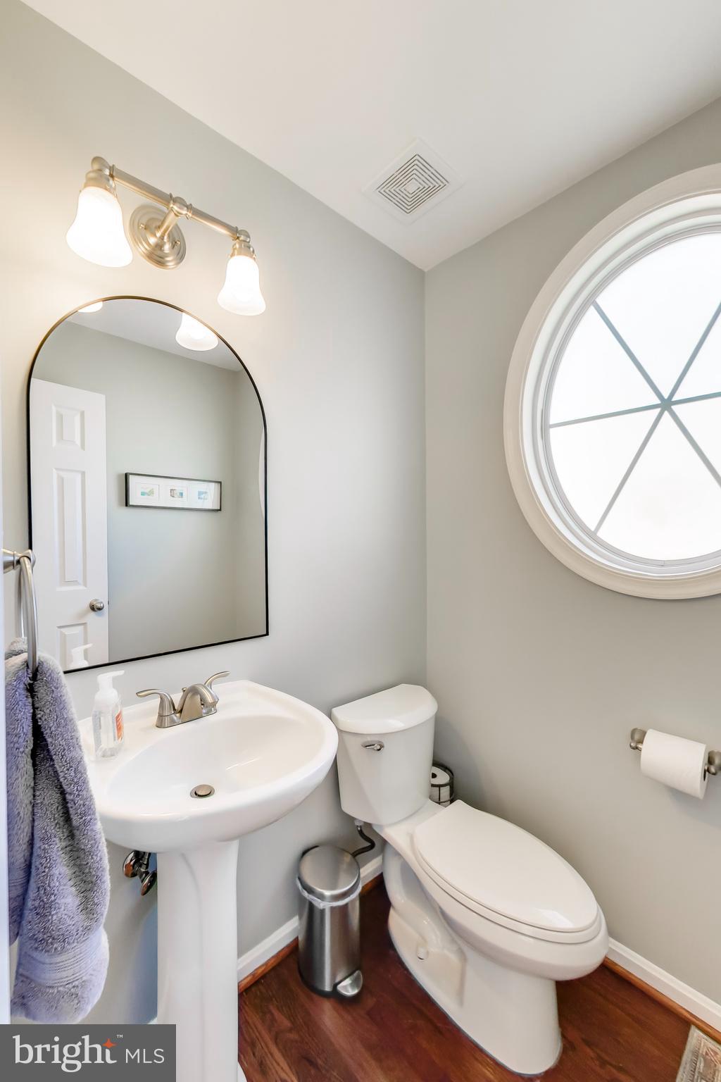 BURKE MILL COVE - Residential